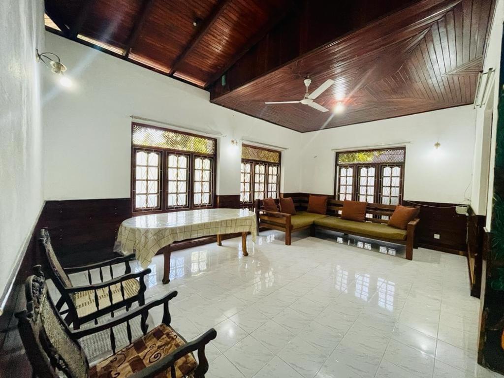 Mihiri Villa-Mihiripenna view 5