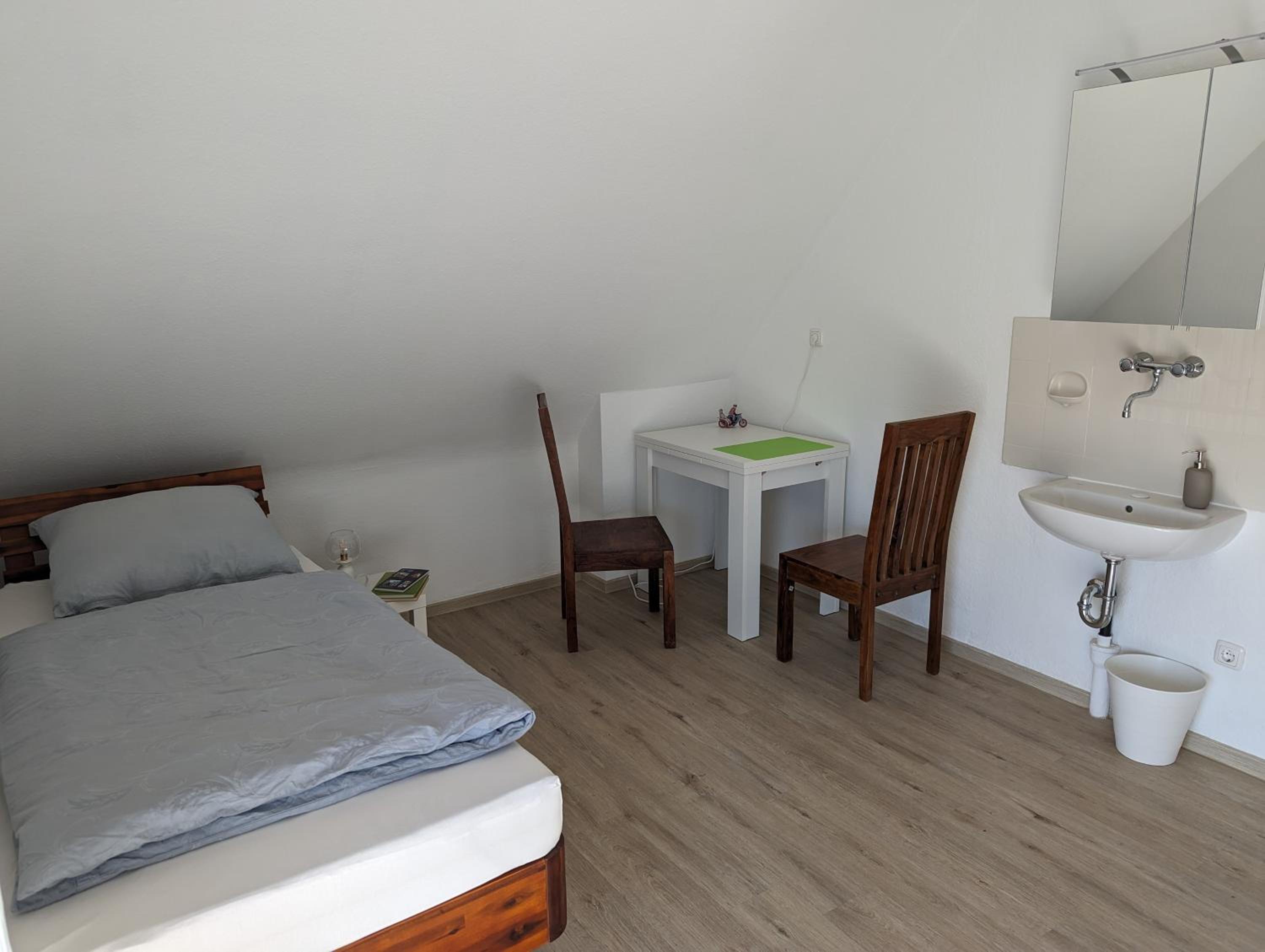 Ferienwohnung und TinyHouse Benediktusquelle