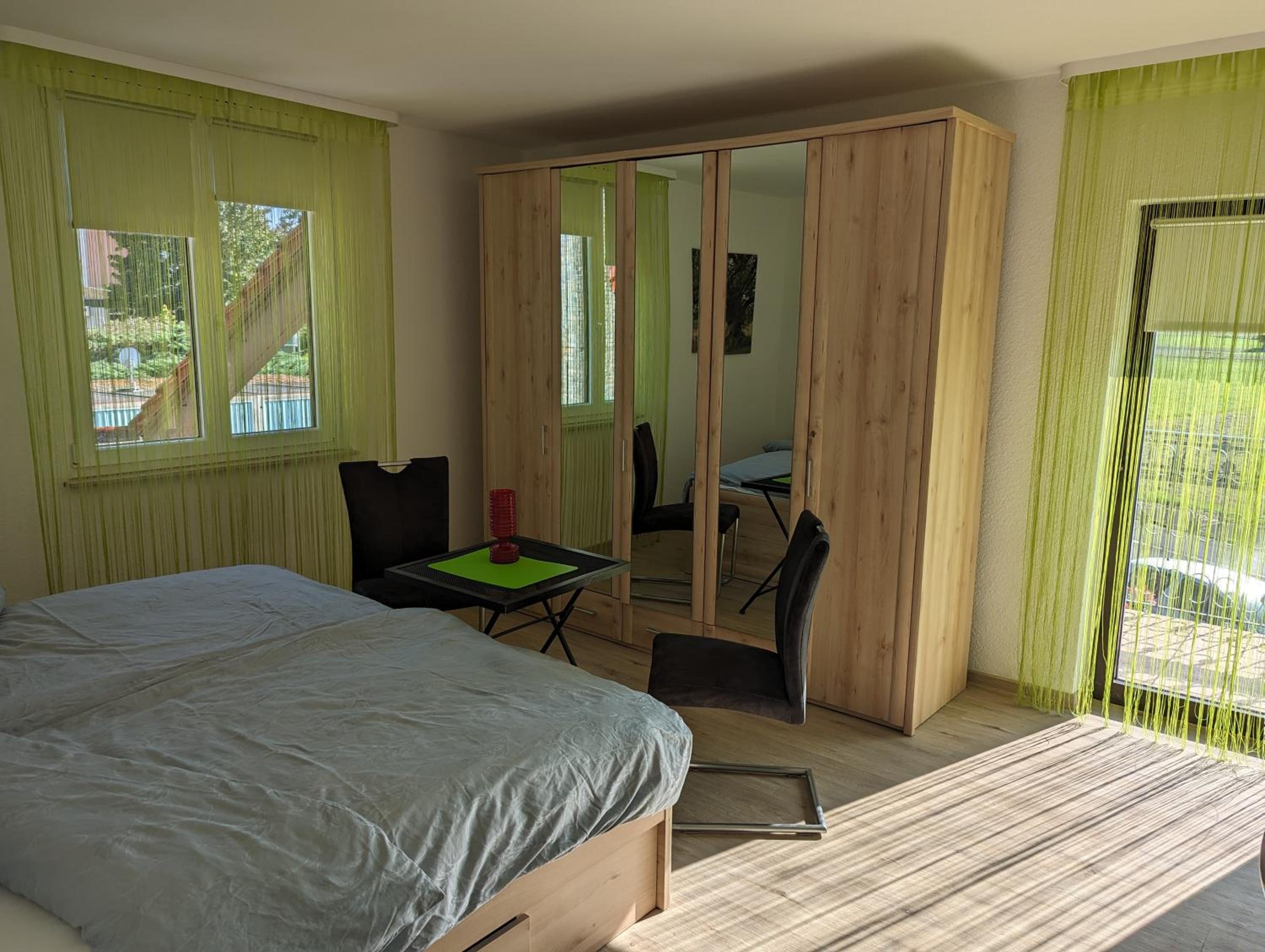 Ferienwohnung und TinyHouse Benediktusquelle