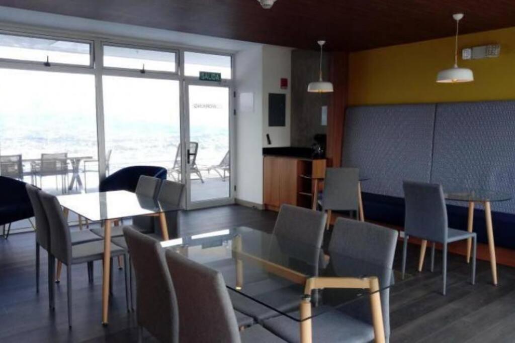 0201 iFreses Hermoso Apartamento Full Equipado SIN PARQUEO