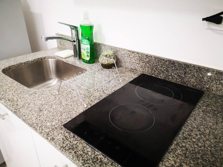 0201 iFreses Hermoso Apartamento Full Equipado SIN PARQUEO