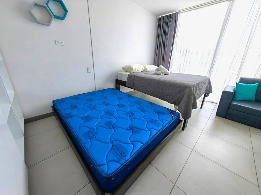 0201 iFreses Hermoso Apartamento Full Equipado SIN PARQUEO