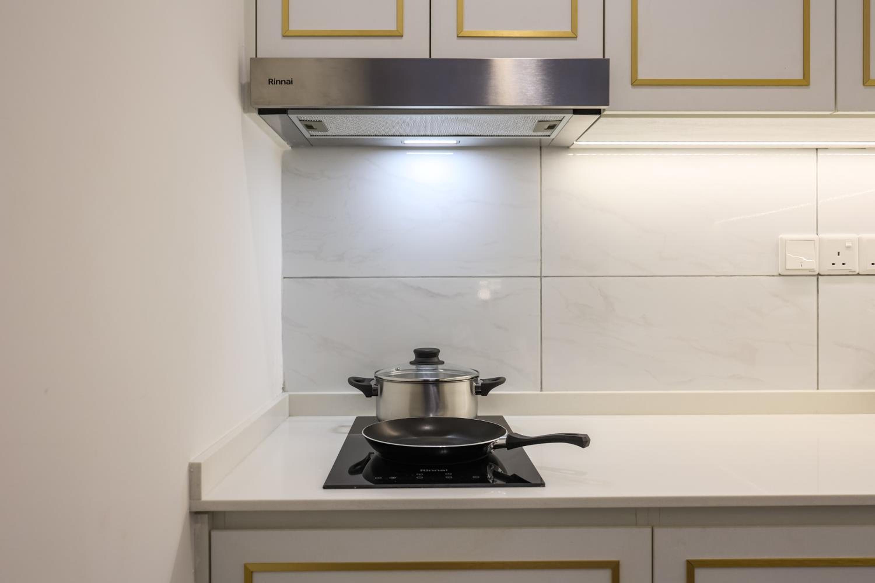 FREE Netflix - 5 min walk to Pavilion l KL view 4 Pax