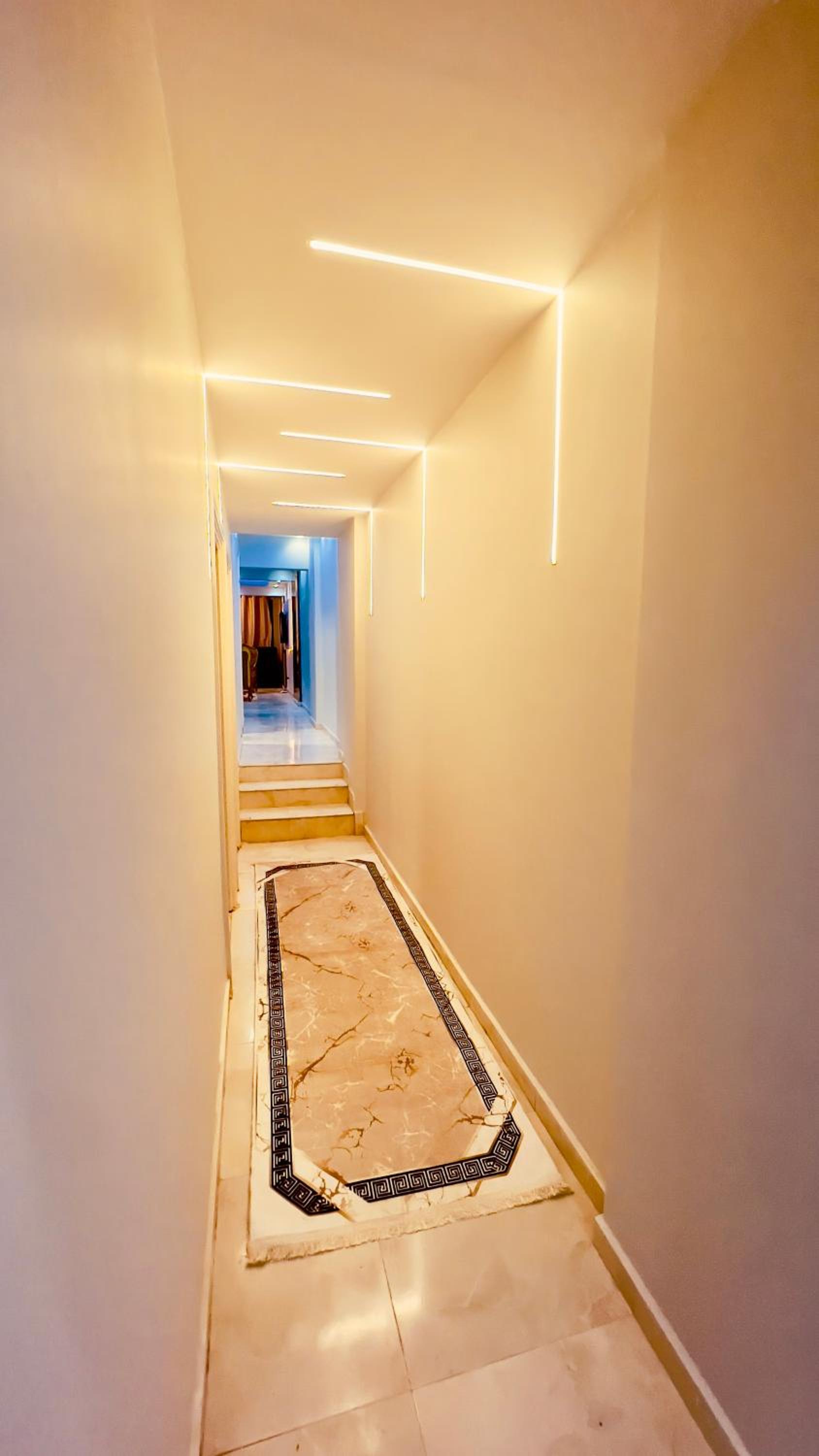 Luxury Stay at Mokktam Heights