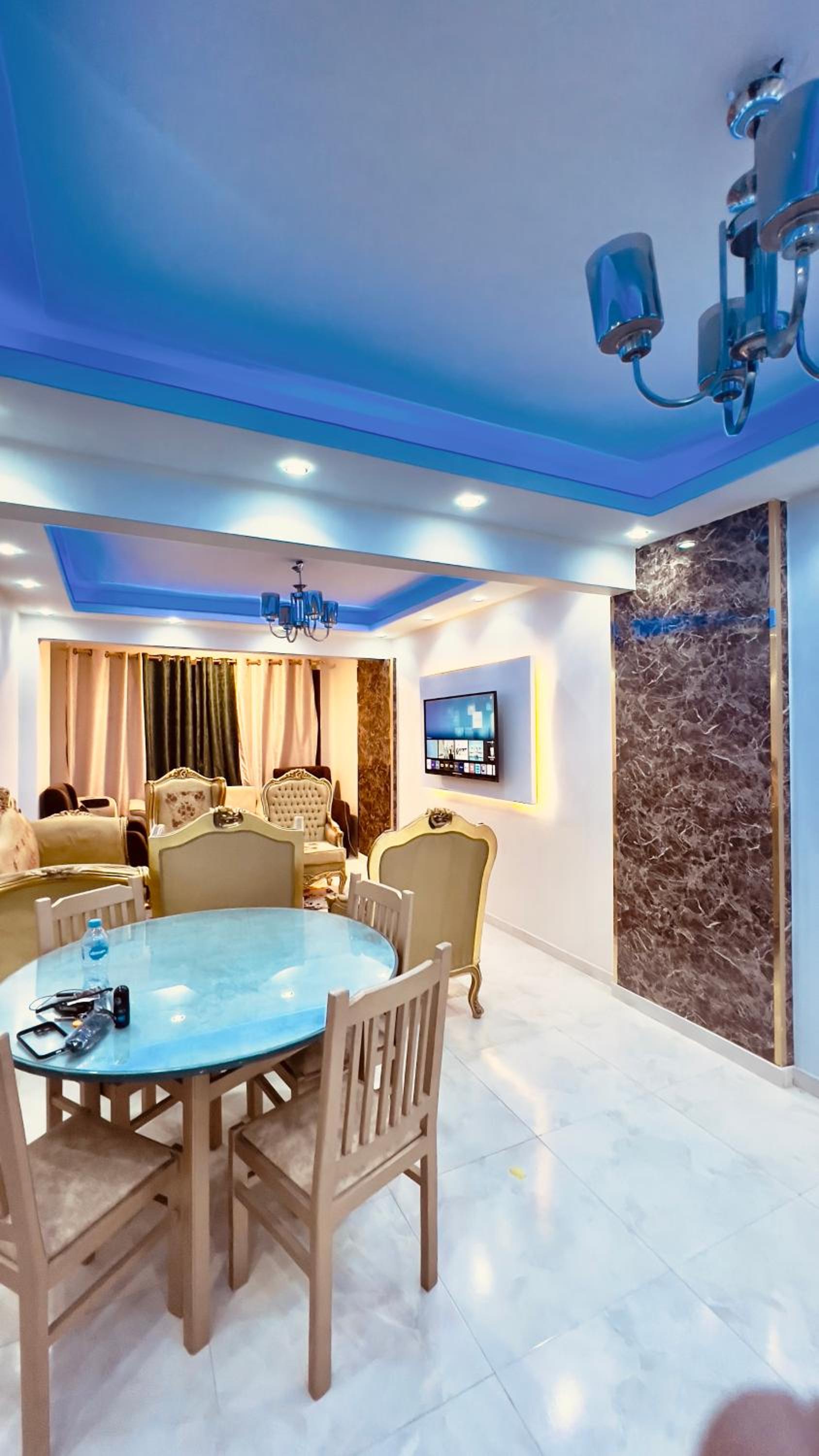 Luxury Stay at Mokktam Heights