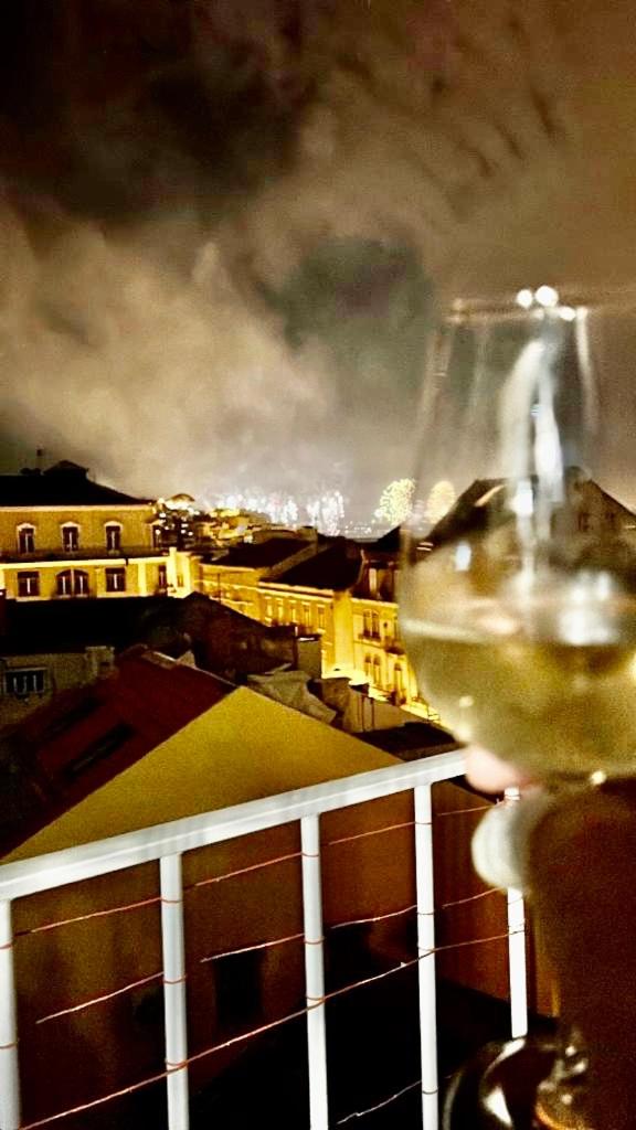 Eddie Rooftop Lisbon center view 5