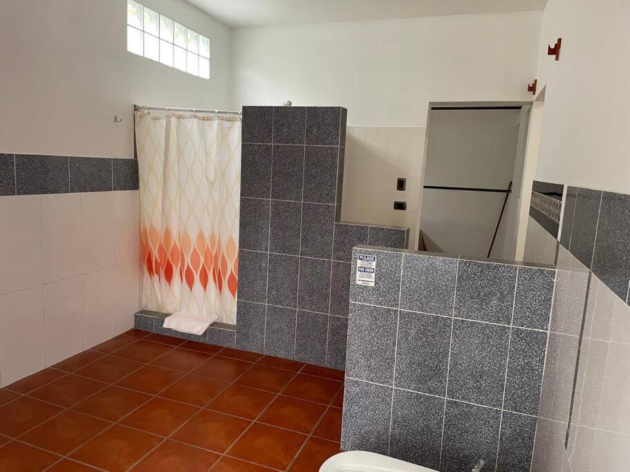 THE VIEW HOUSE- Antigua Guatemala Toda La Casa view 4