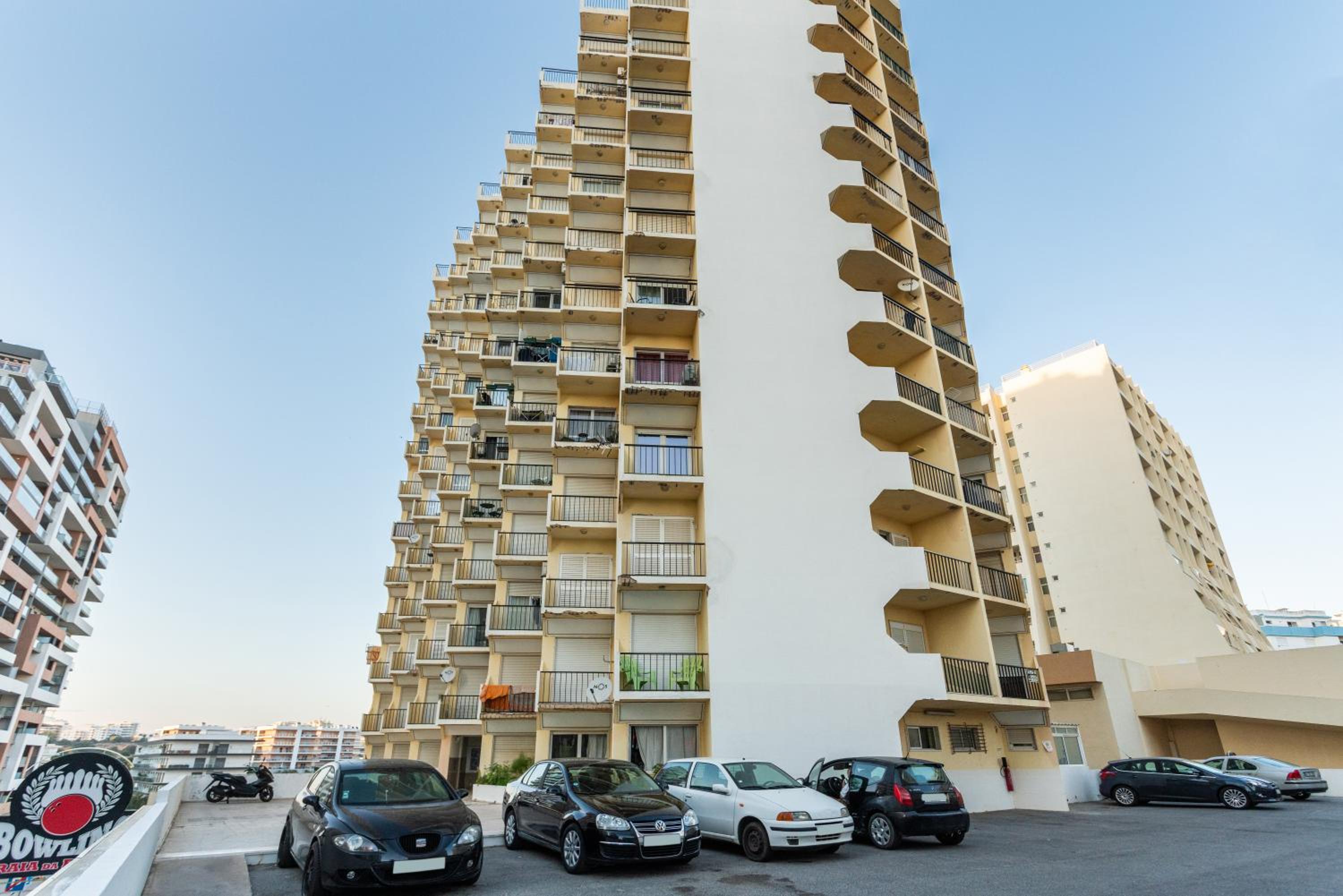 BnB Homes Praia da Rocha Beach Sun-kissed Apartment 50 m away from the Ocean