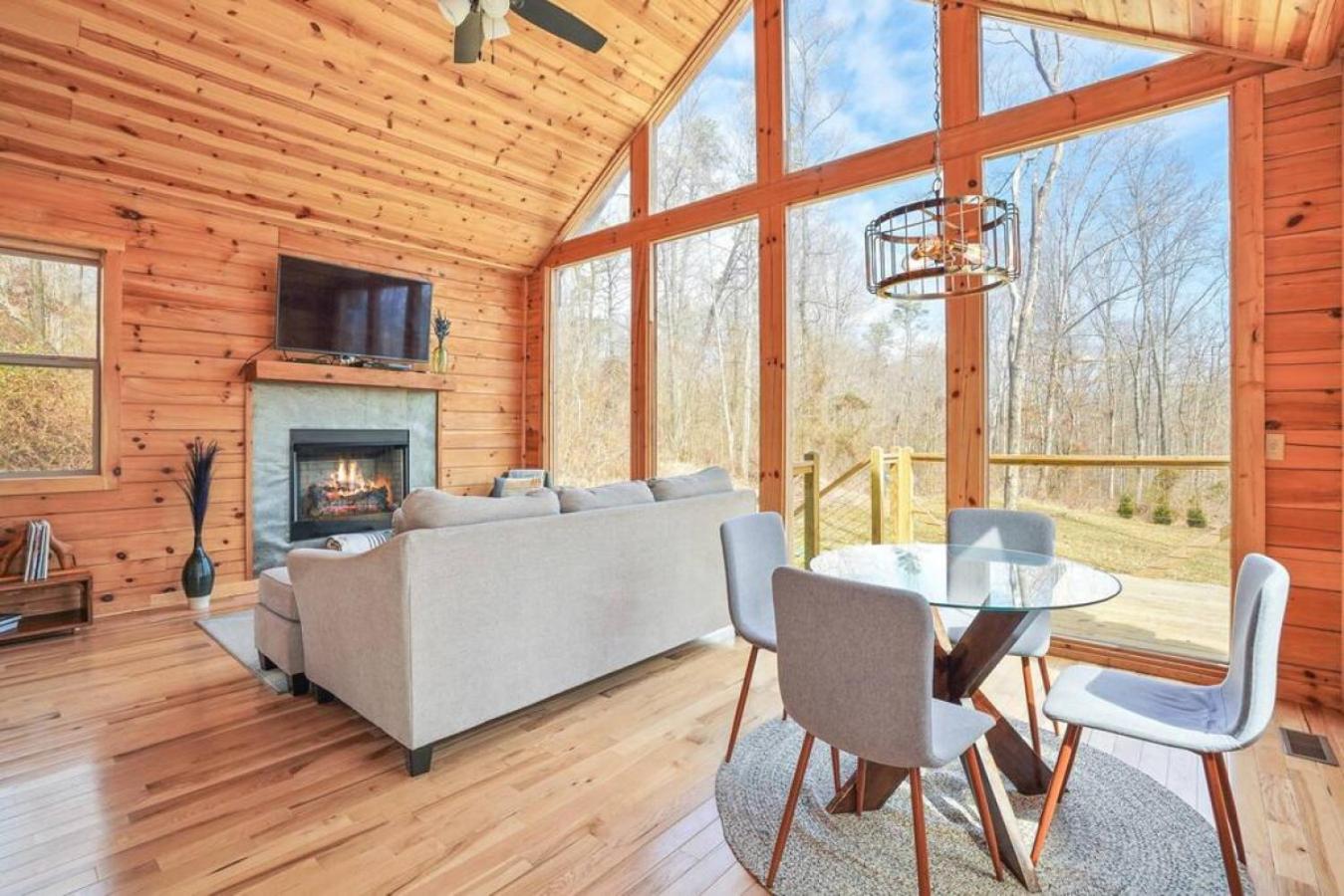 Fern Haven A modern take on Hocking Hills cabins