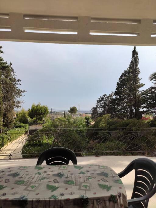 Villa Muia-Appartamento con ampio terrazzo view 3