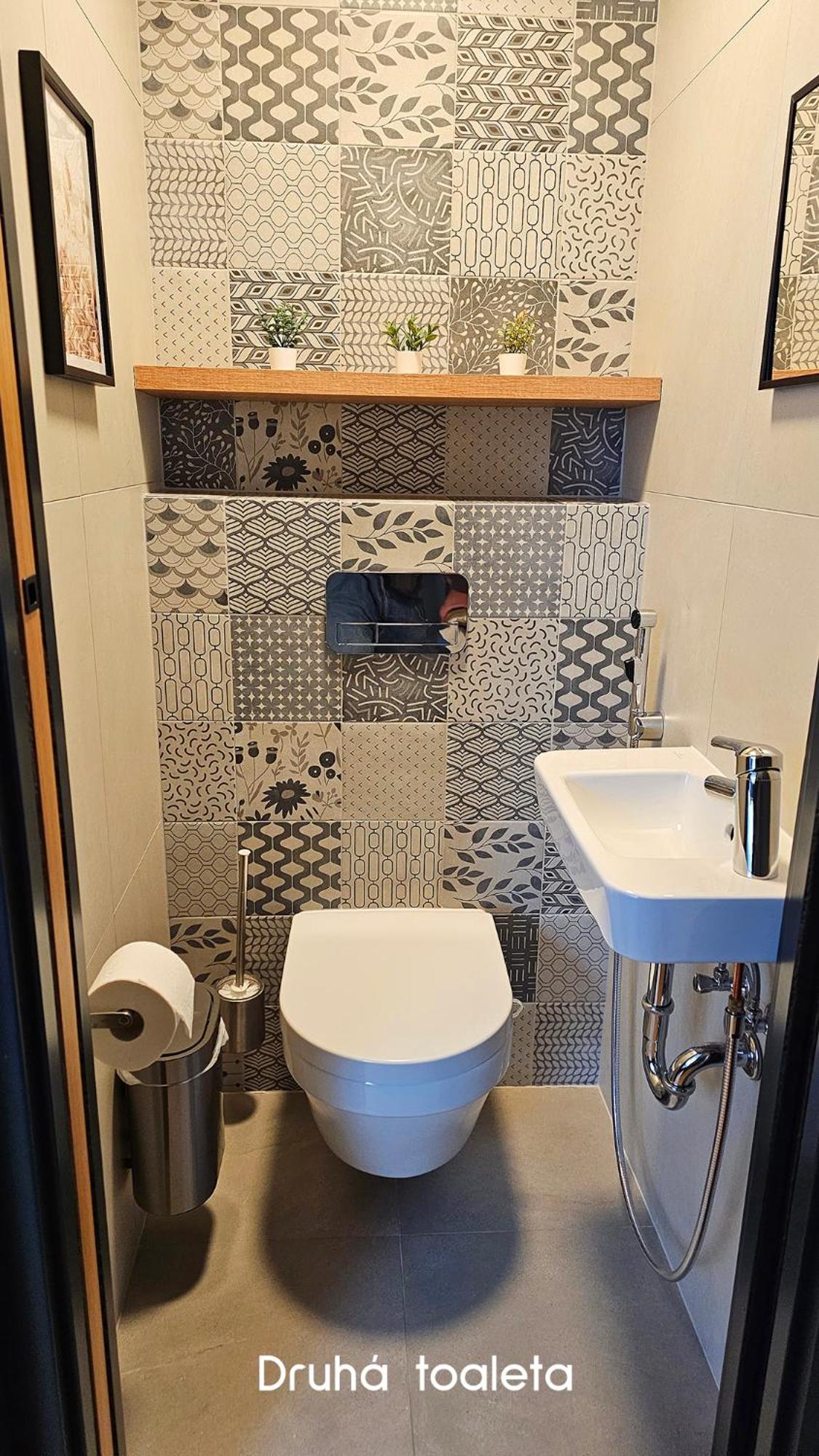 ENJOYHARRACHOV - Atraktivní slunný klimatizovaný apartmán 14 v centru se saunou, parkováním, Wifi-WLAN, SAT, herní konzolí, PC s win 10, Netflix zdarma a m