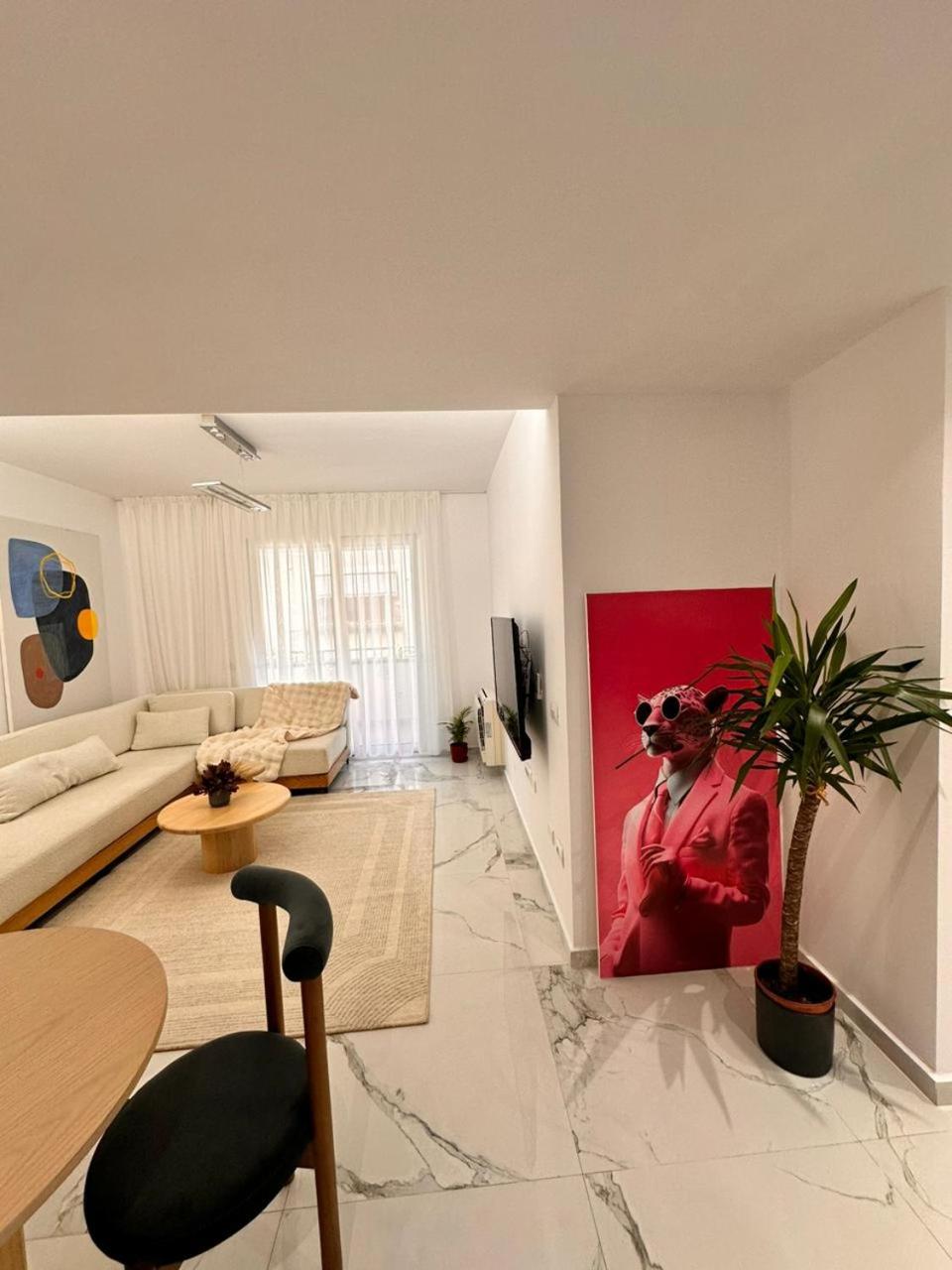 AGATE City Center Apartment