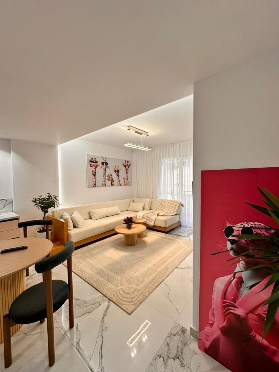 AGATE City Center Apartment