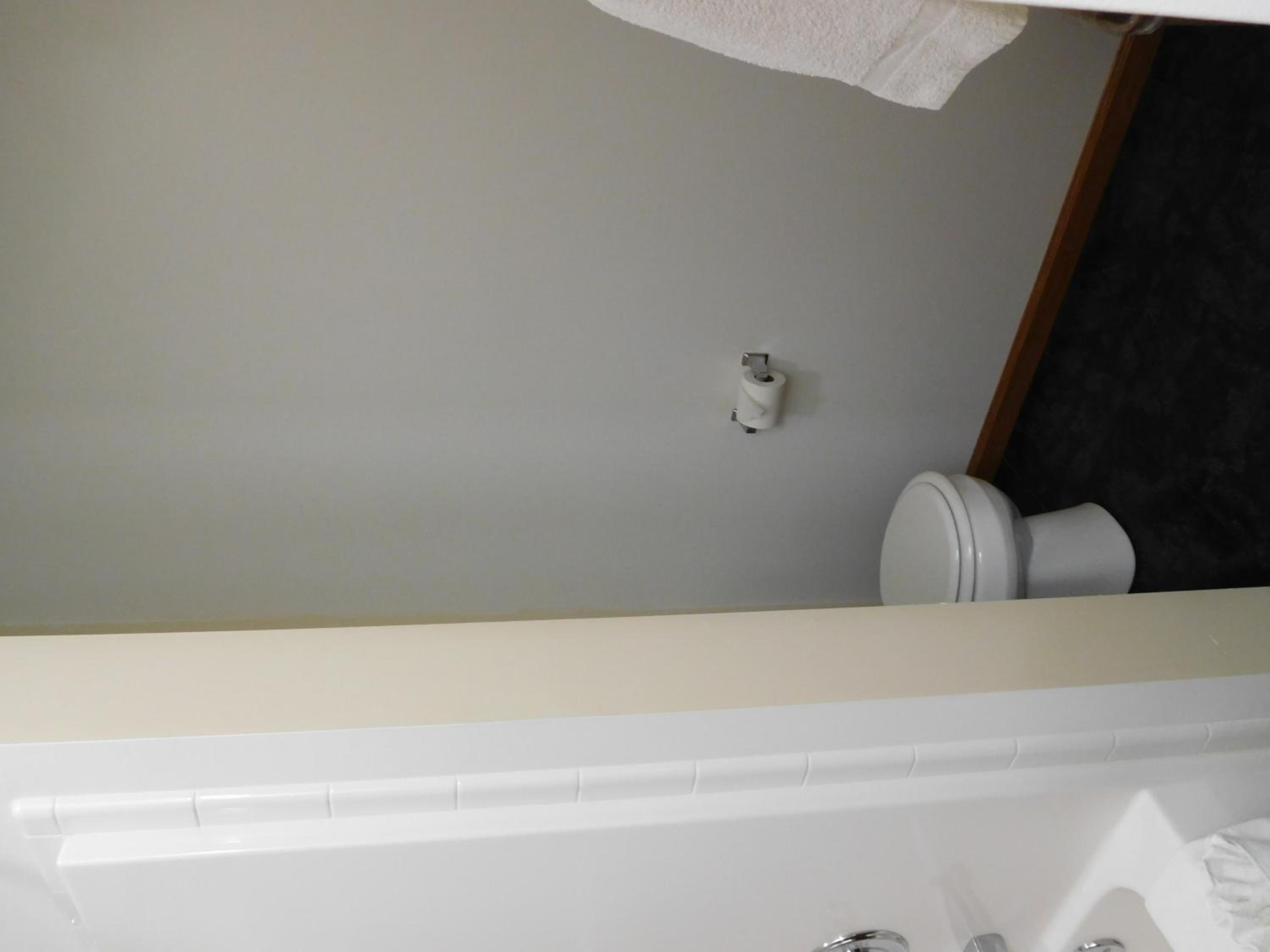 Attica Inn - Property Image 12