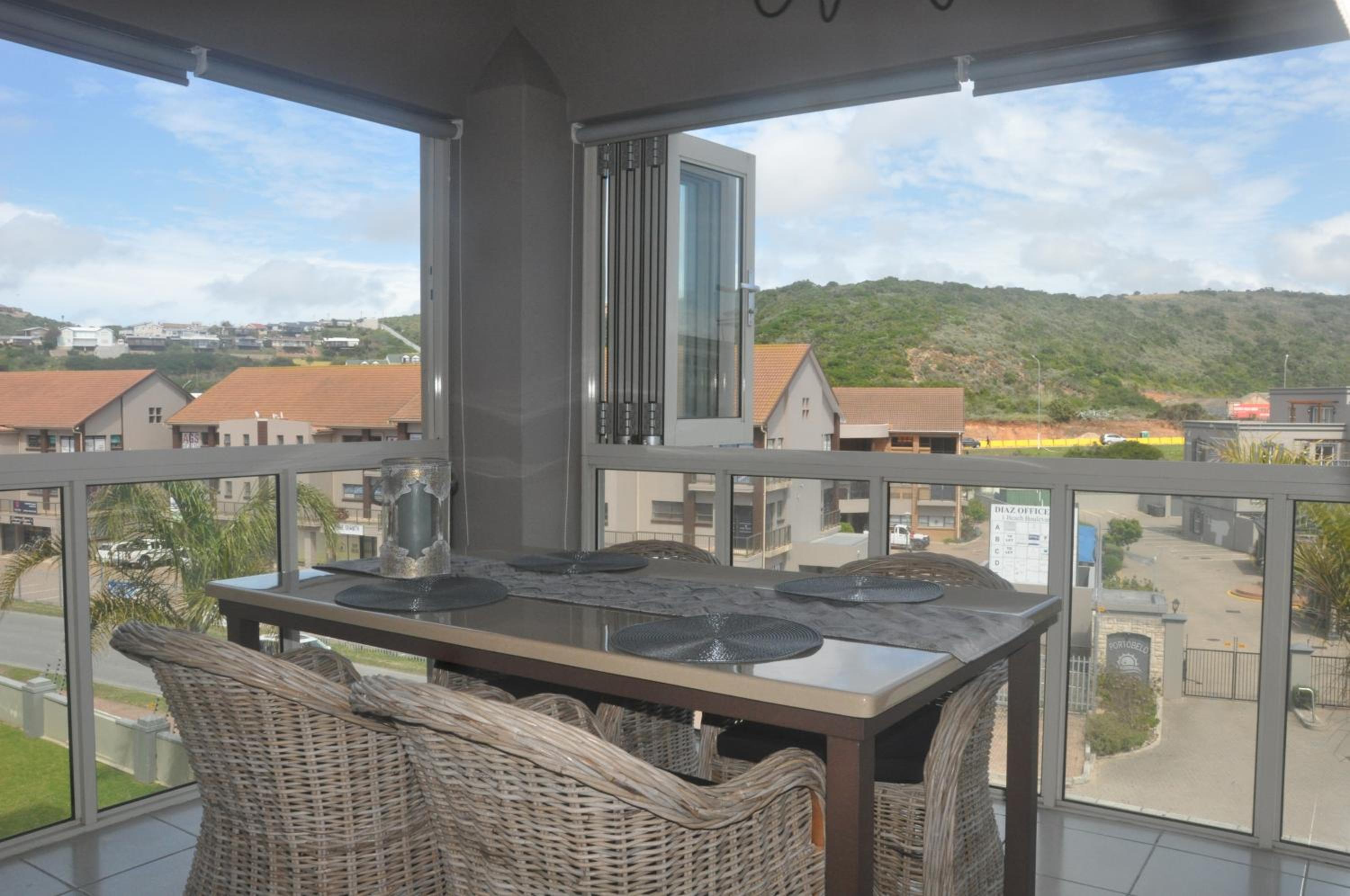 Estoril Villas 10 view 4