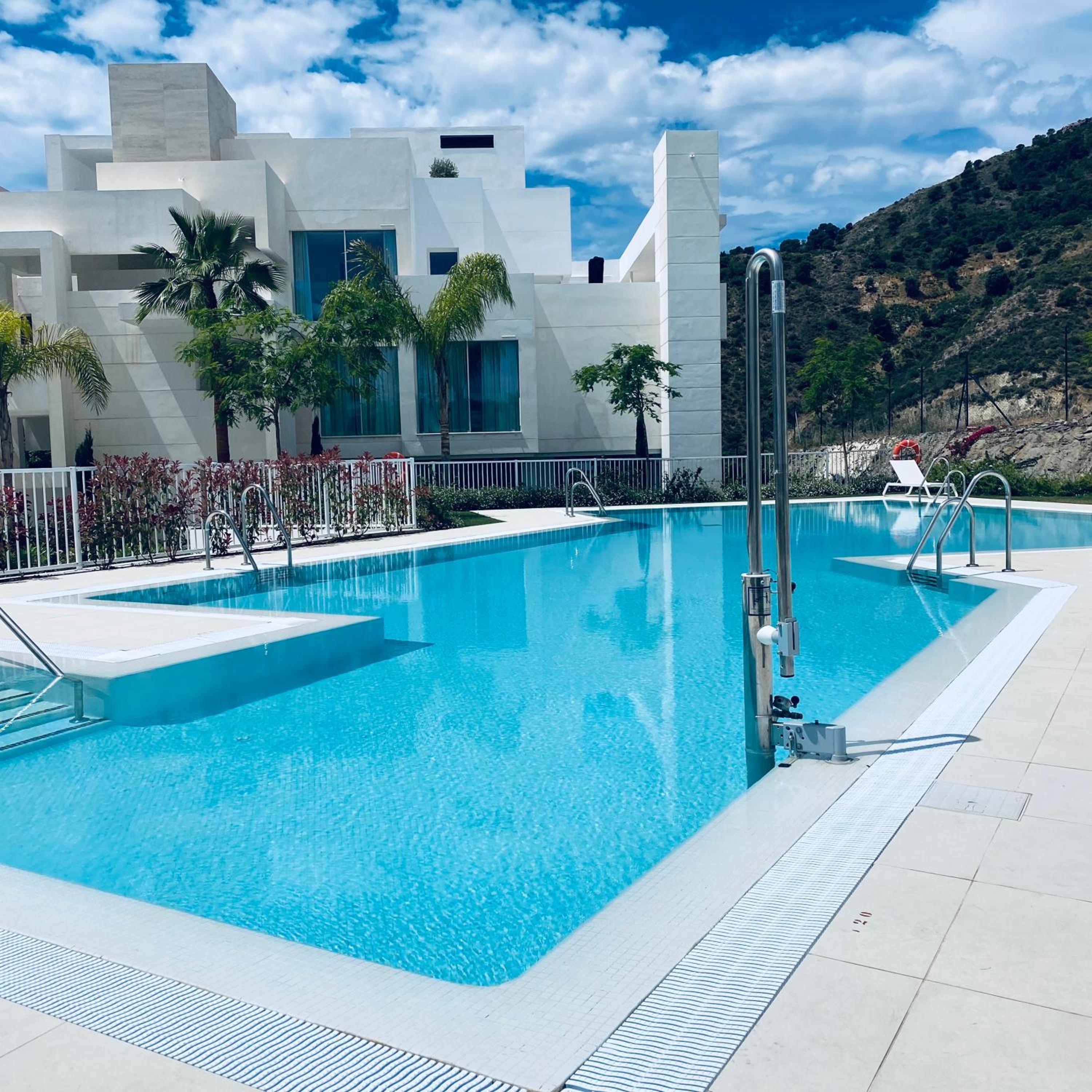 Amazing apartment in PALO ALTO MARBELLA