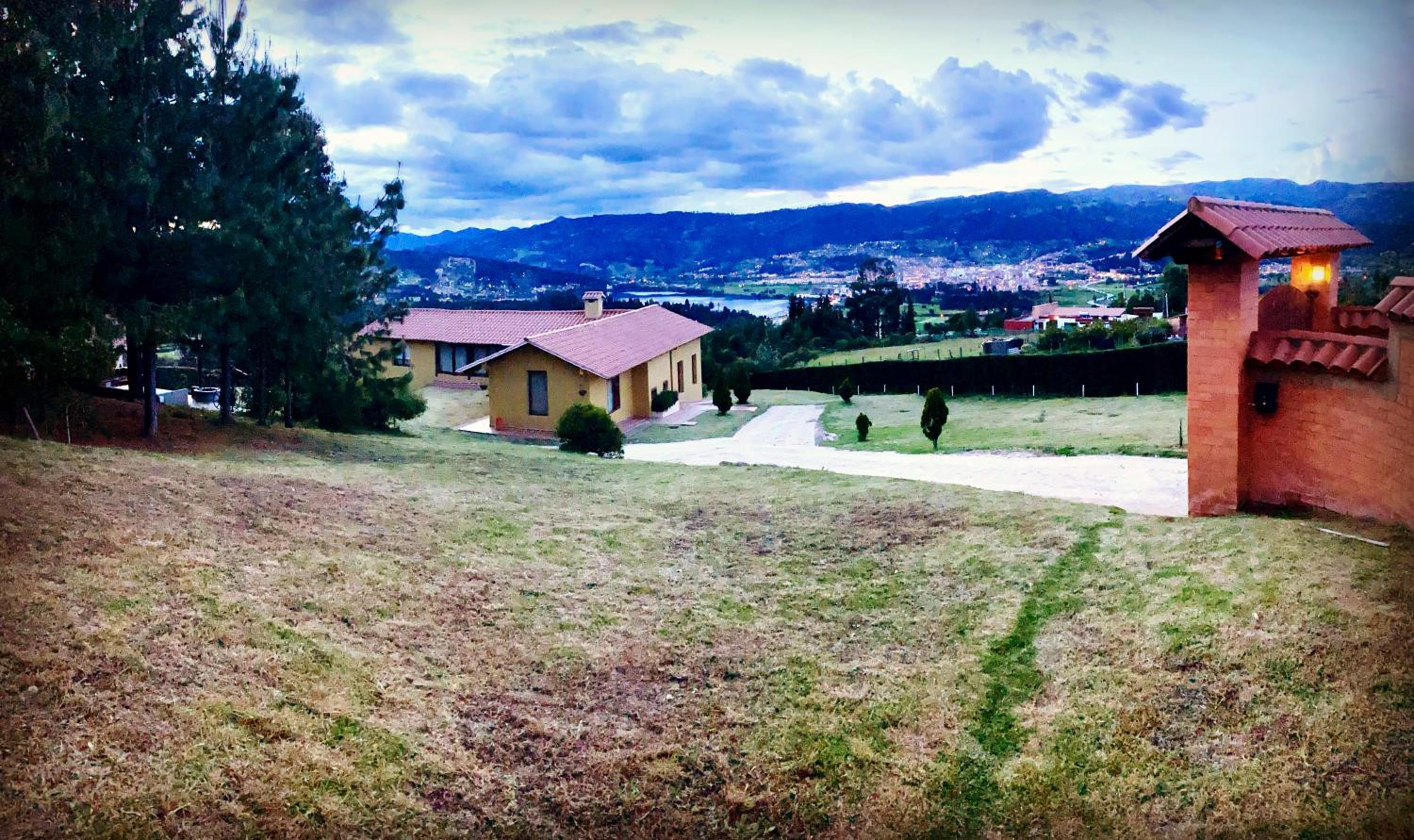 Hotel Villa los Pinos - Image 1