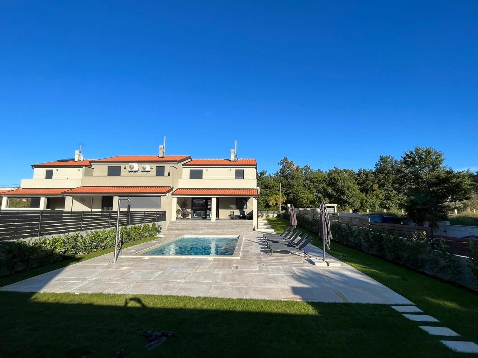 Casa Mia view 3