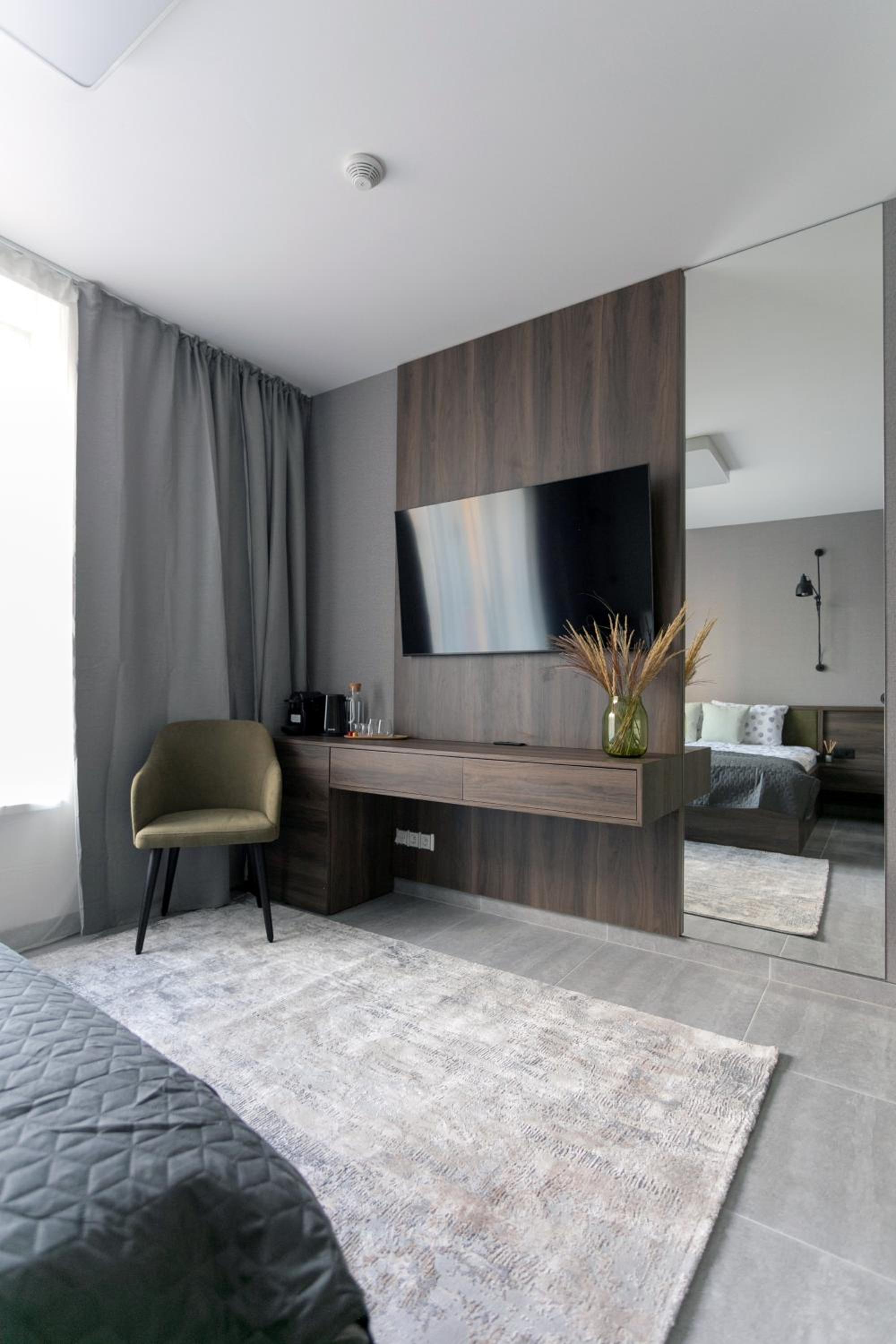 LUONG Europe Apartments