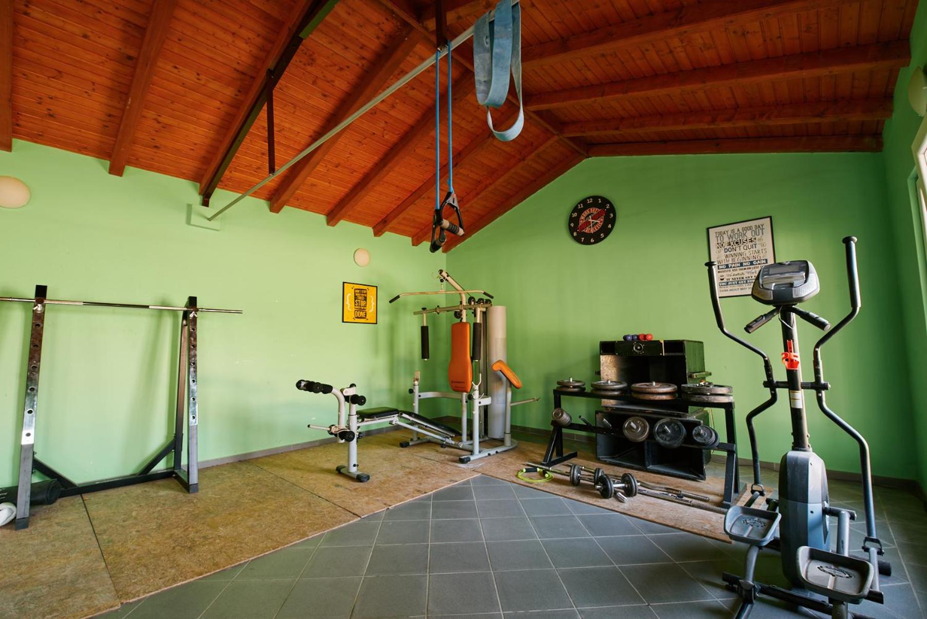 Photo 9