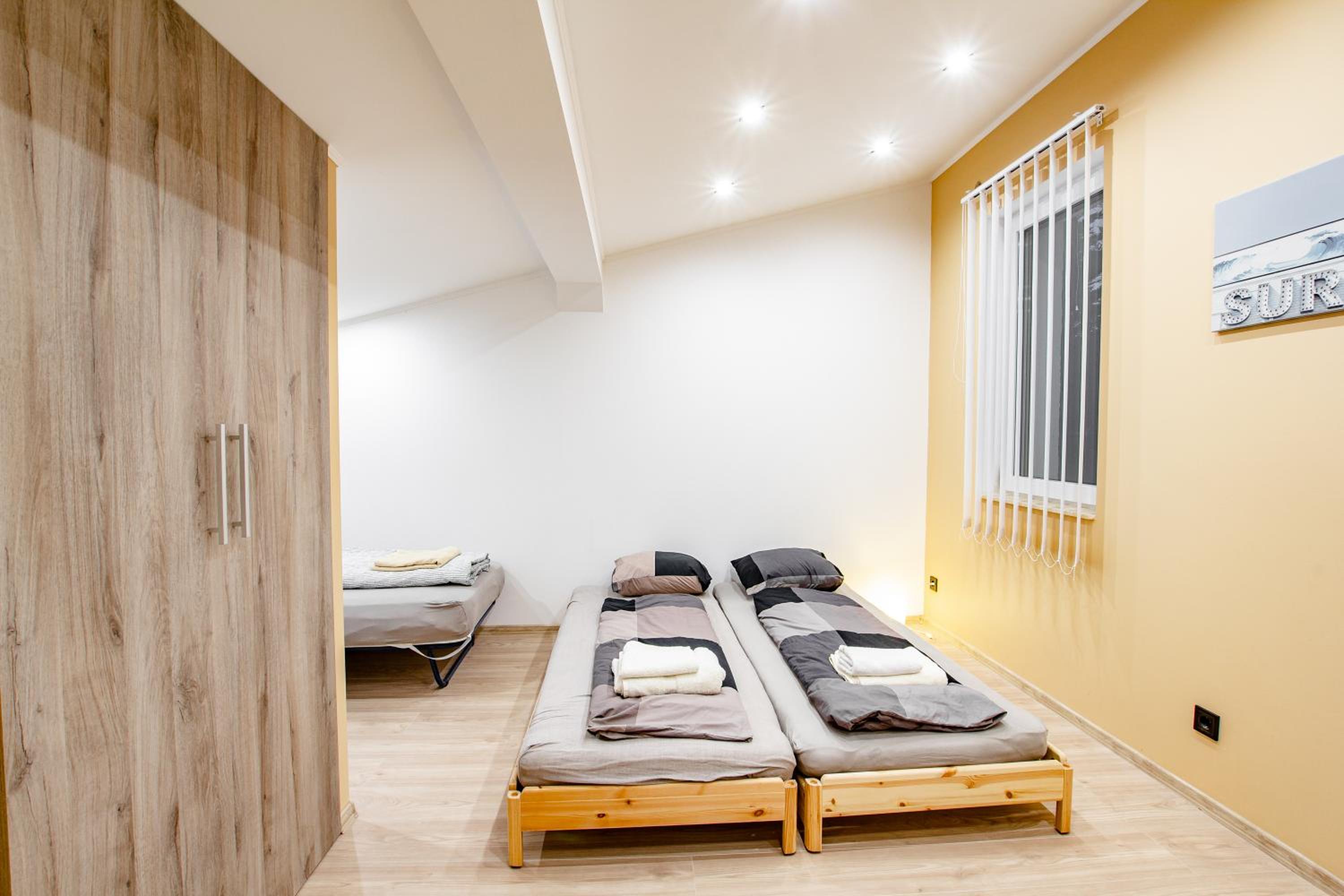 Victoria Suites