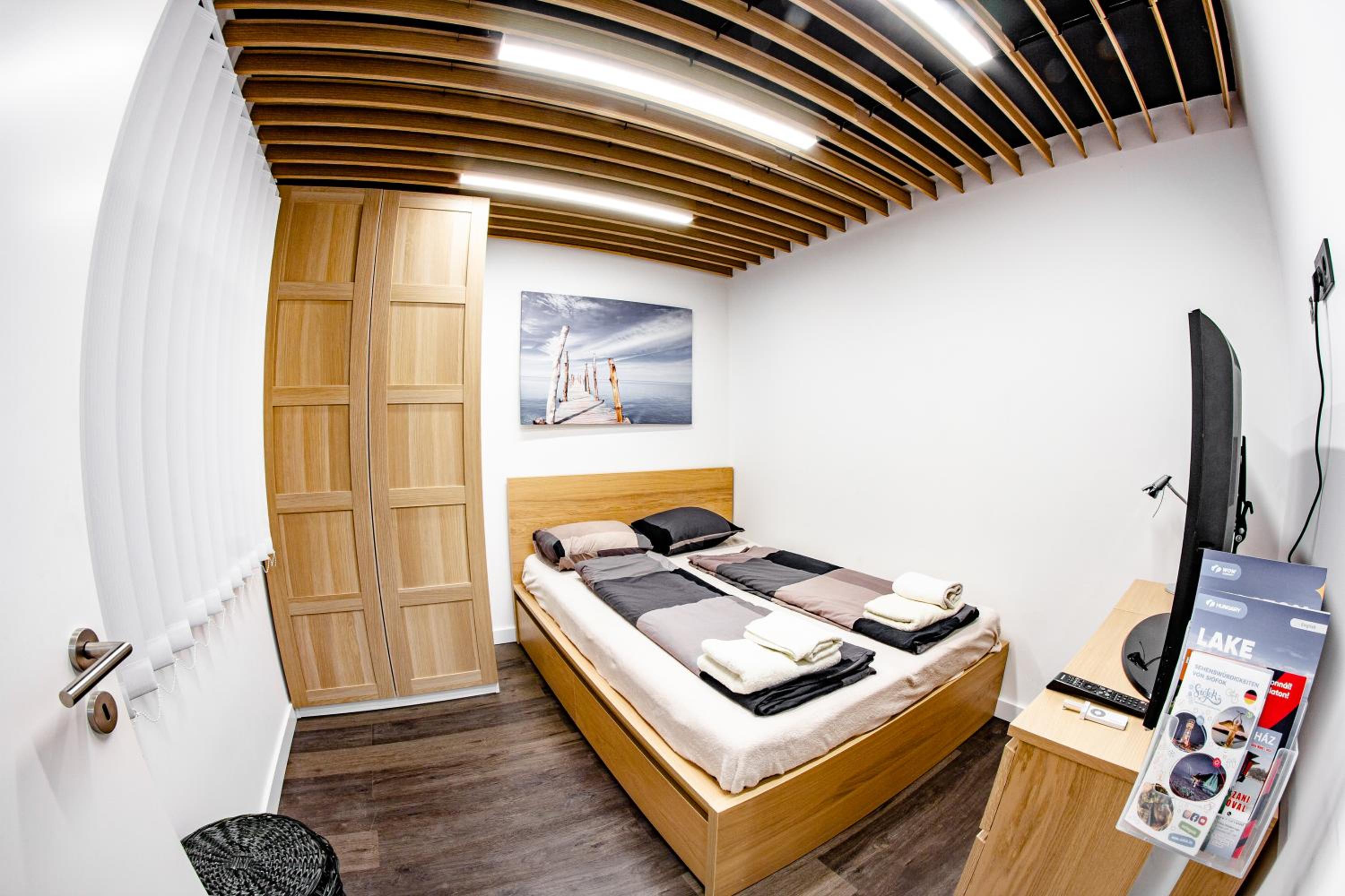 Victoria Suites