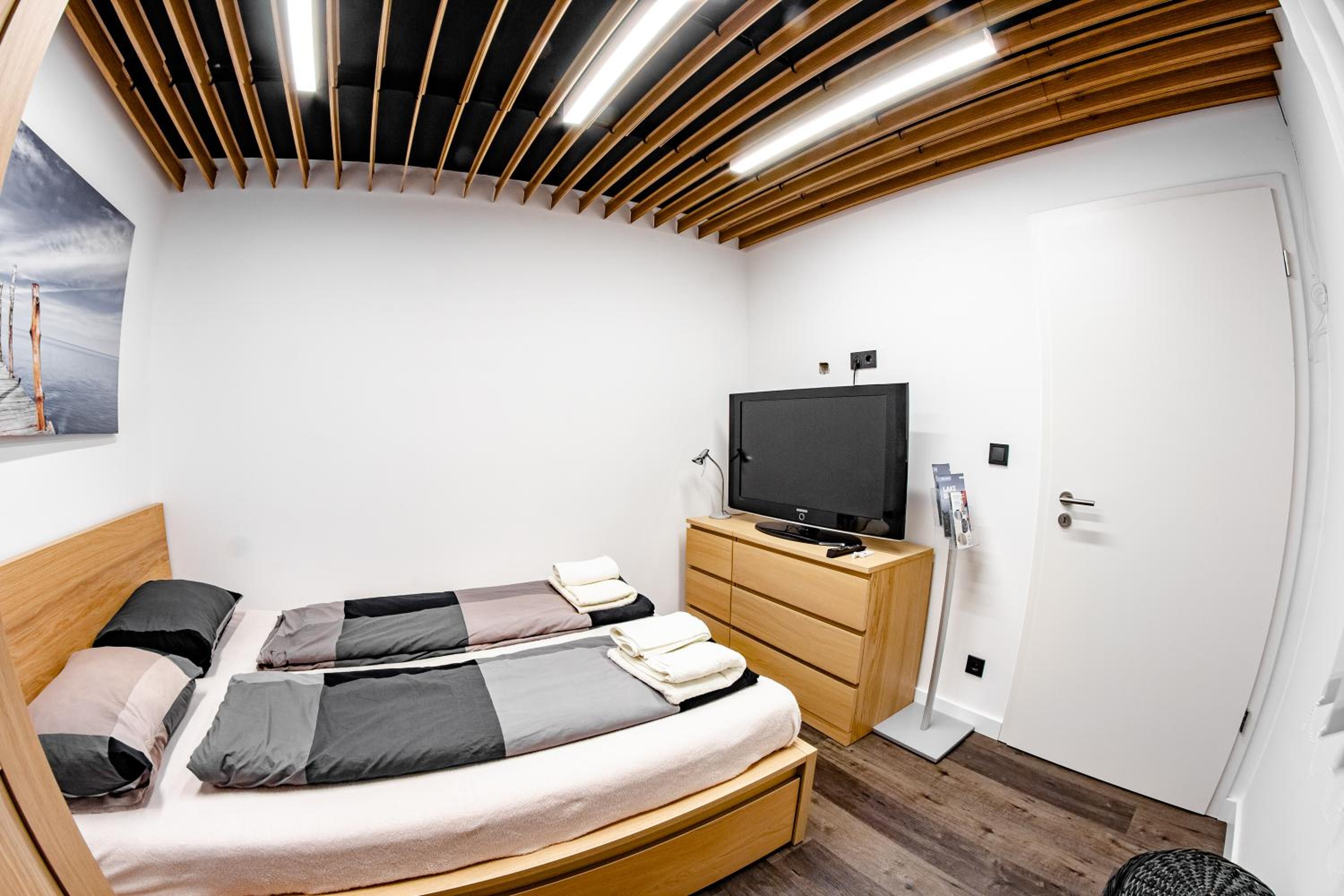 Victoria Suites
