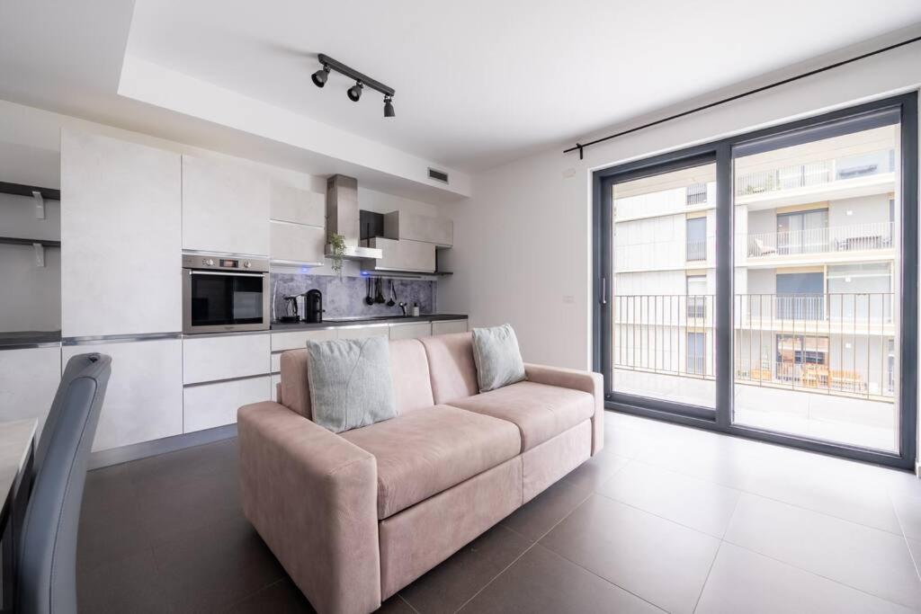 We Home - Uptown74 Bloom Apartment - Milano
