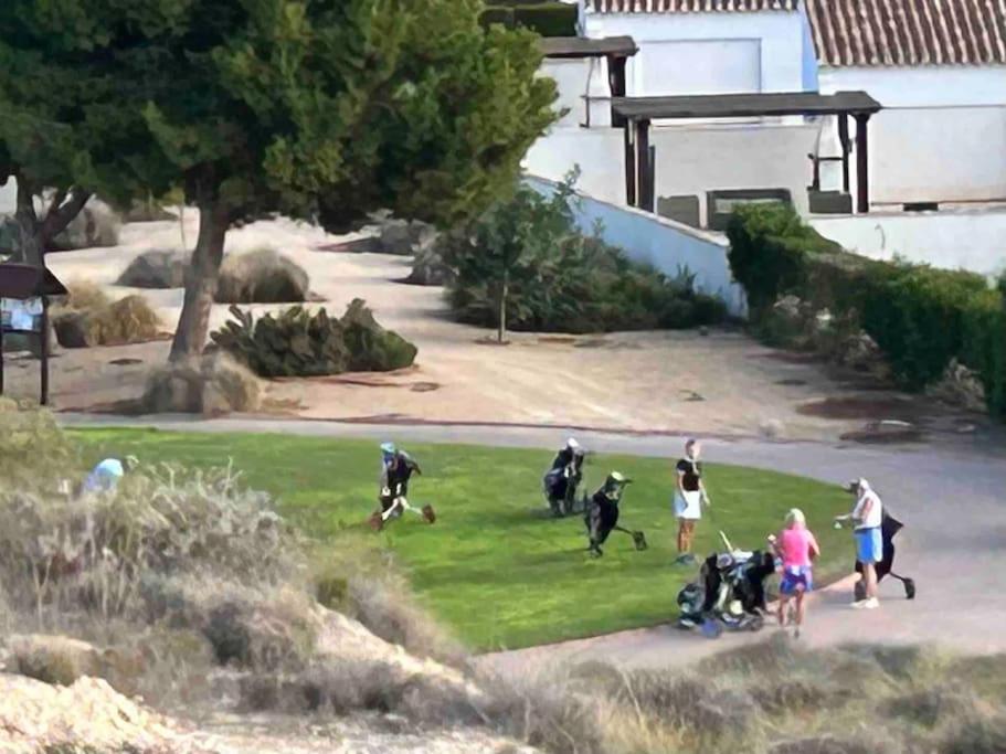 Magnifique penthouse ensoleillé sur golf