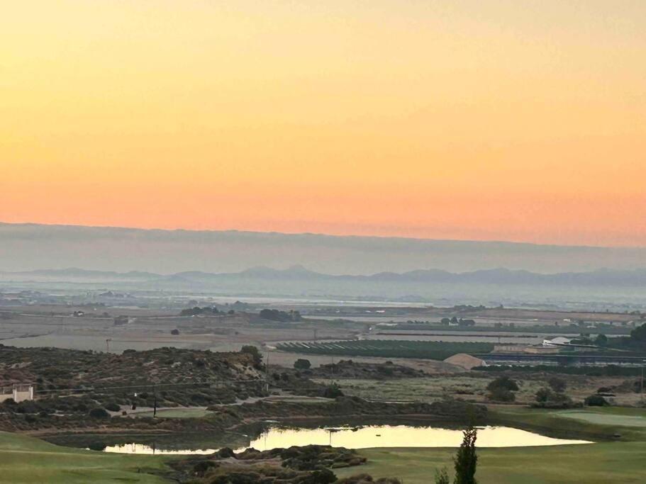 Magnifique penthouse ensoleillé sur golf