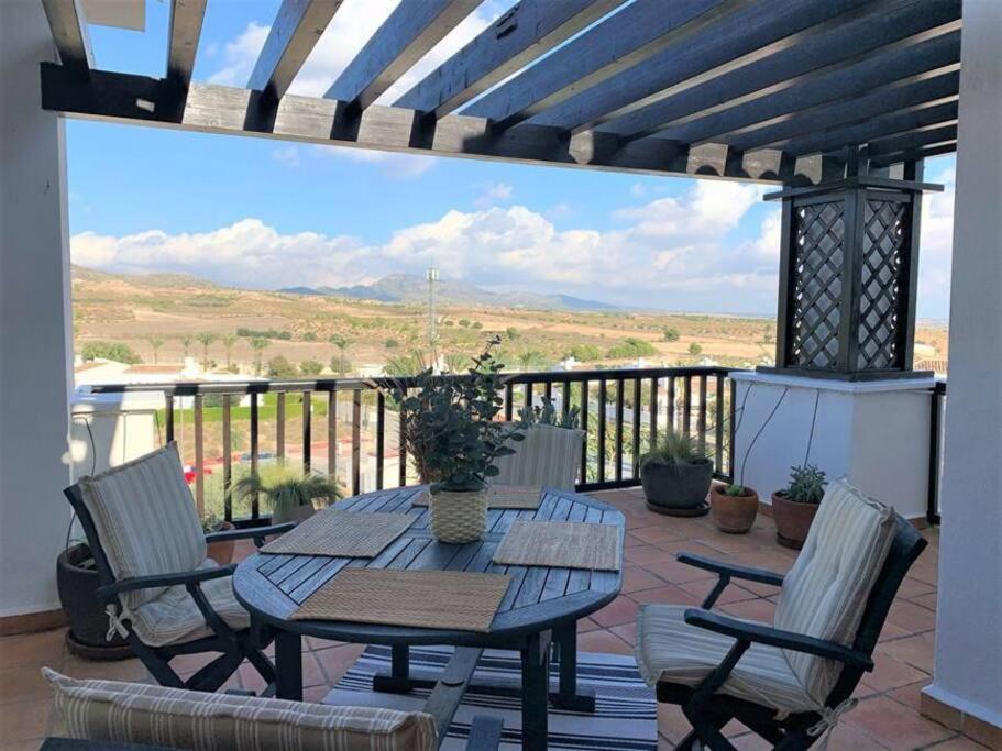 Magnifique penthouse ensoleillé sur golf