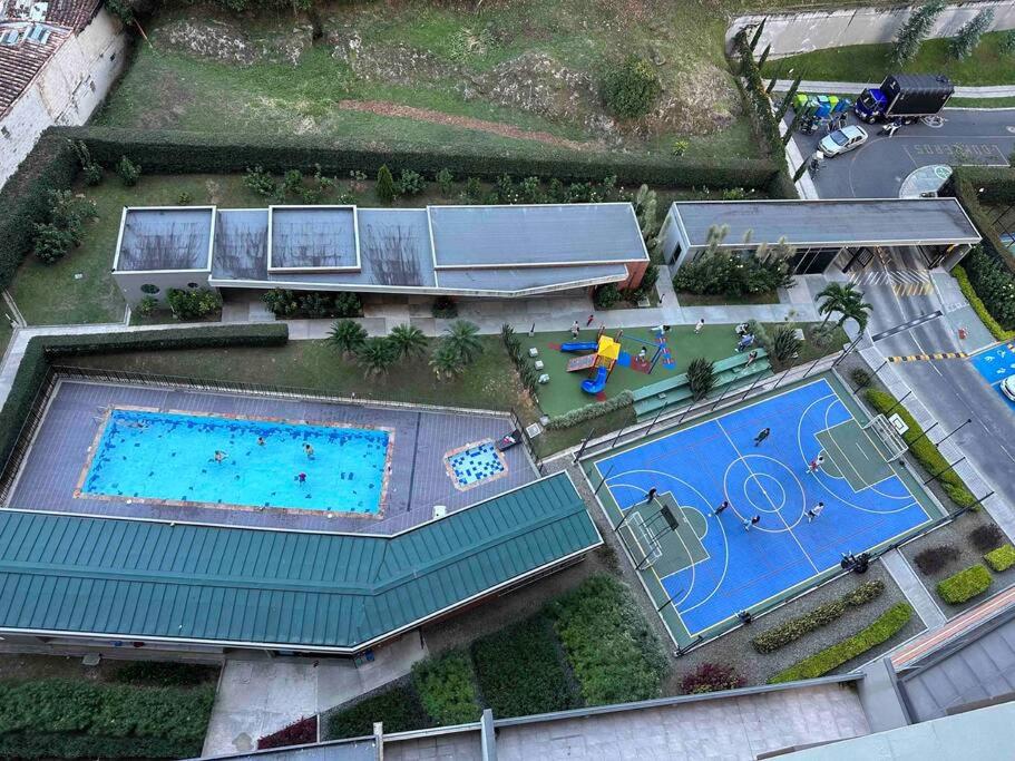 Apartamento en Sabaneta con Piscina y Gimnasio