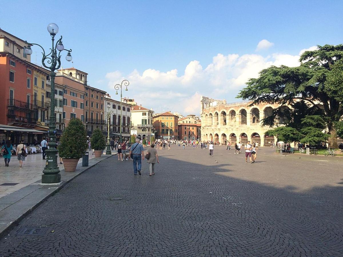 Luxury Verona Apartment City Centre view 5
