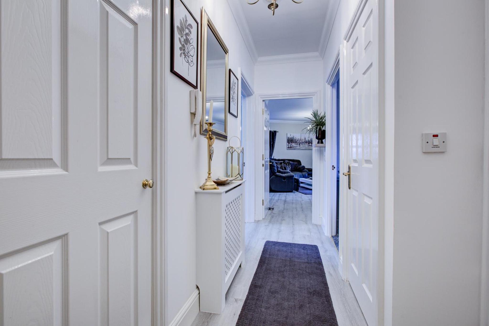 Charming 2br Flat In The Heart Of Waltham Abbey view 2