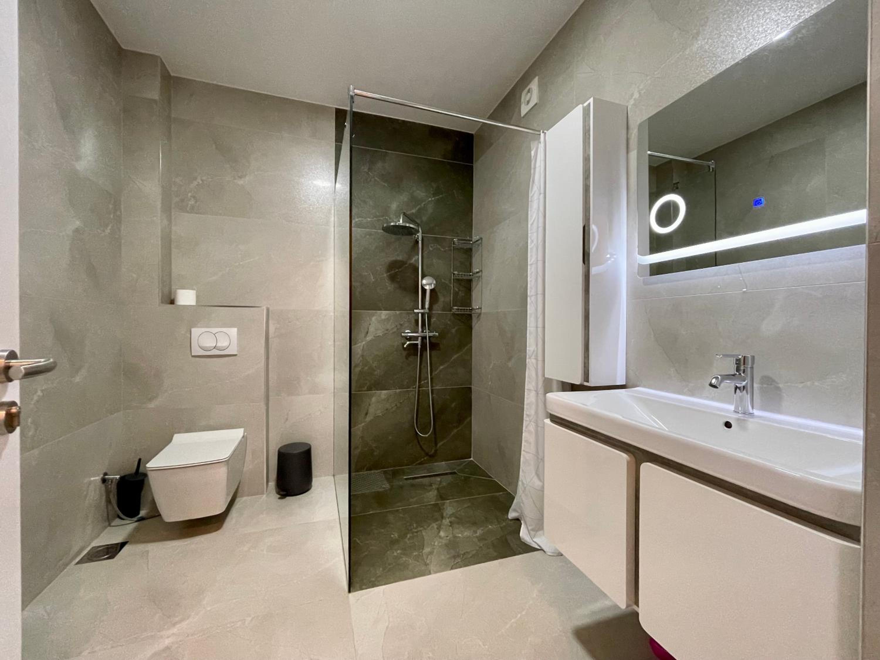 Apartment with balcony, photo 11