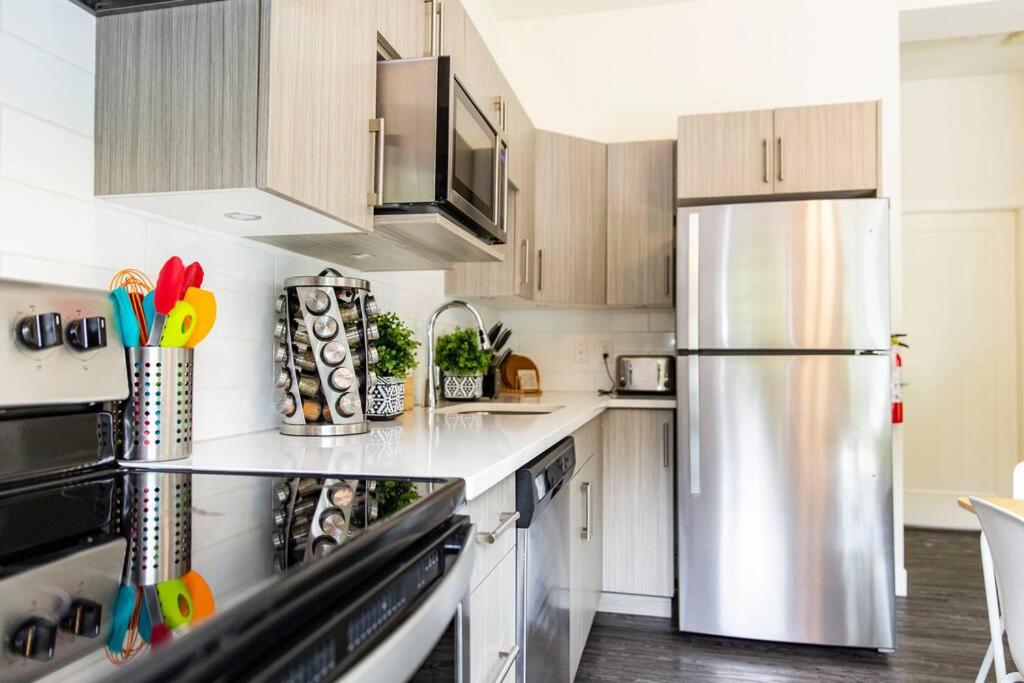 Reved Up & Out - Remarkable Two Bedroom Condo