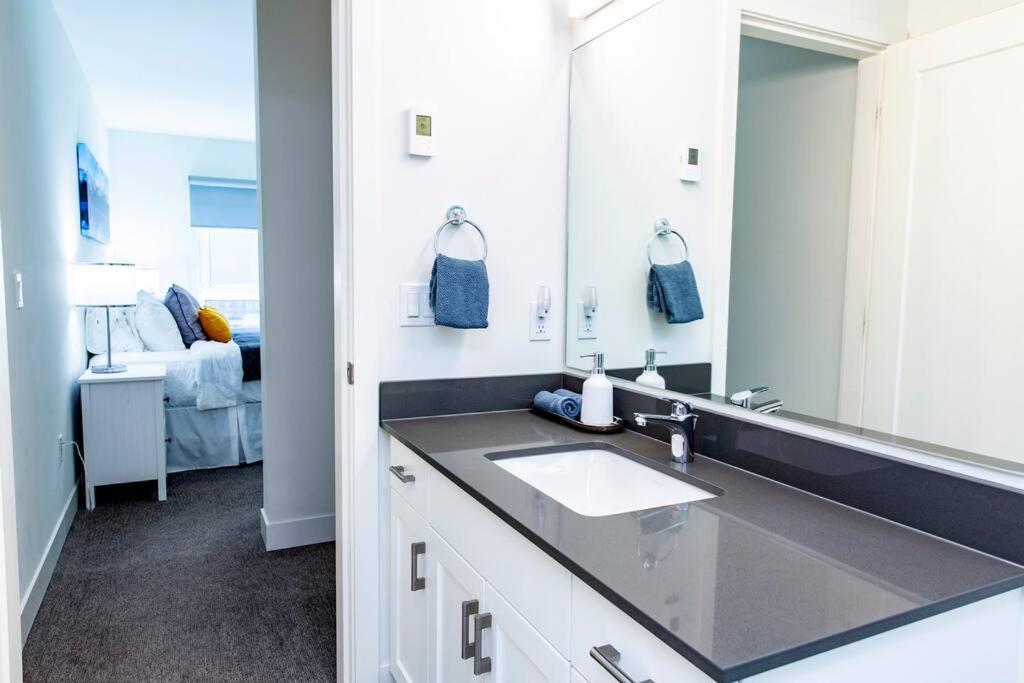 Revy Pow Pad - Private Hot Tub 3 Bedroom Condo