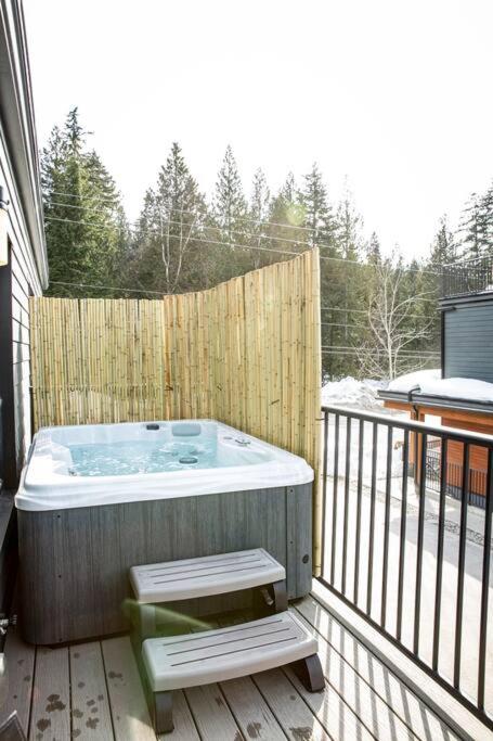 Revy Pow Pad - Private Hot Tub 3 Bedroom Condo