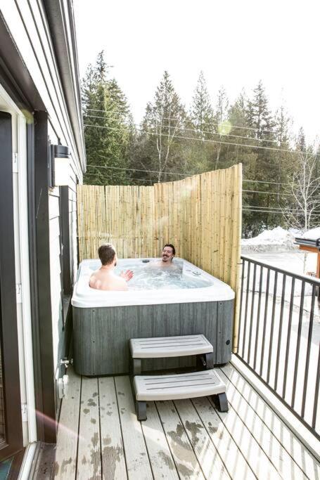 Revy Pow Pad - Private Hot Tub 3 Bedroom Condo