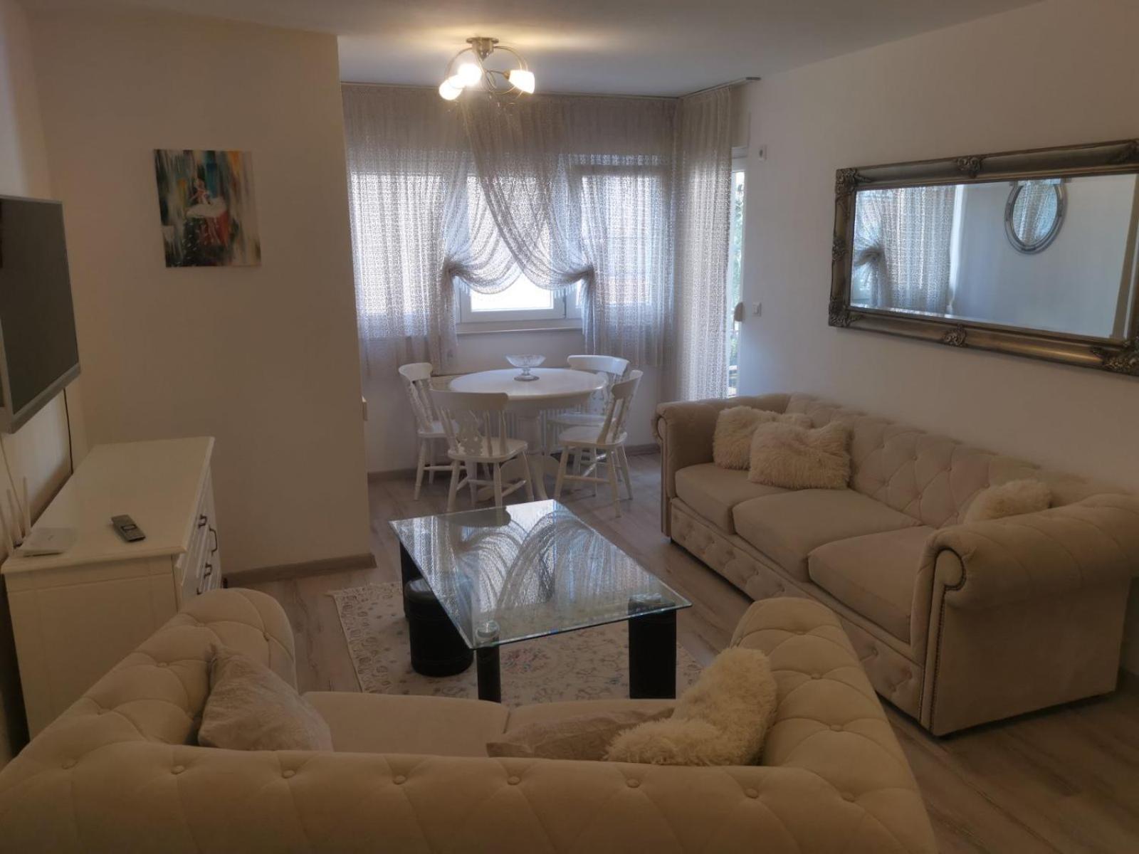 APARTMAN APOLON