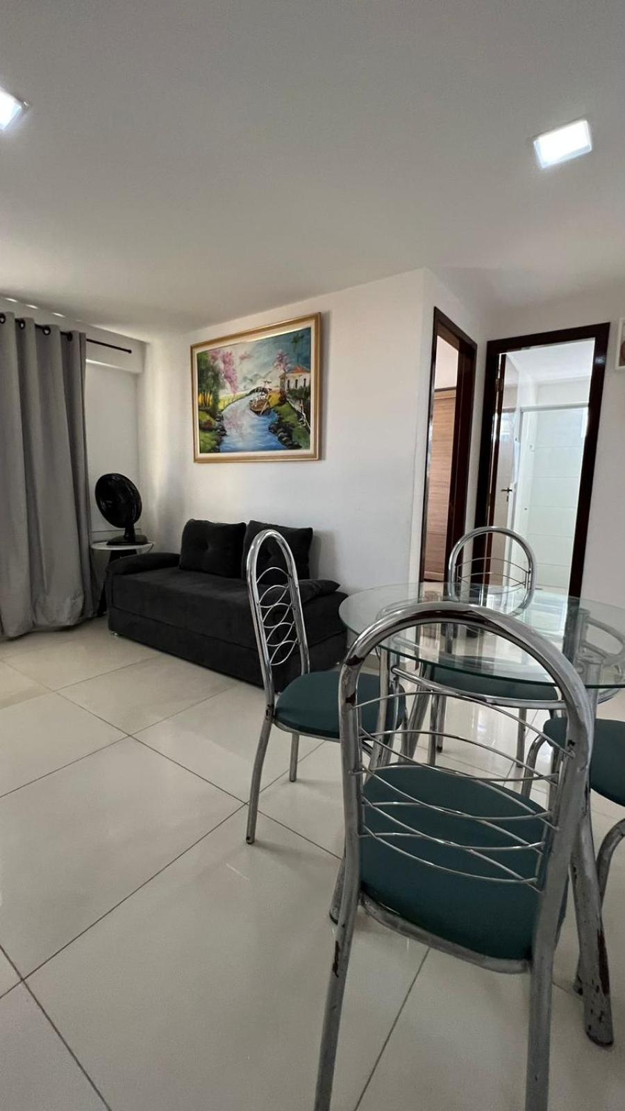 Apartamento com varanda na praia de Tambaú, apt 214
