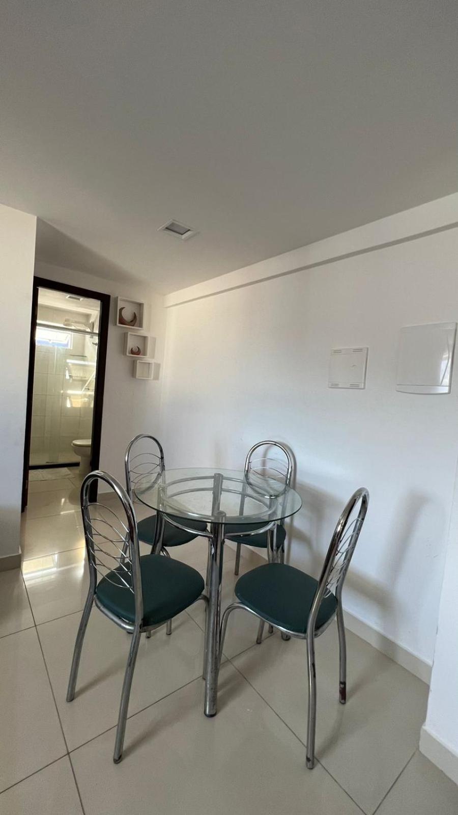Apartamento com varanda na praia de Tambaú, apt 214