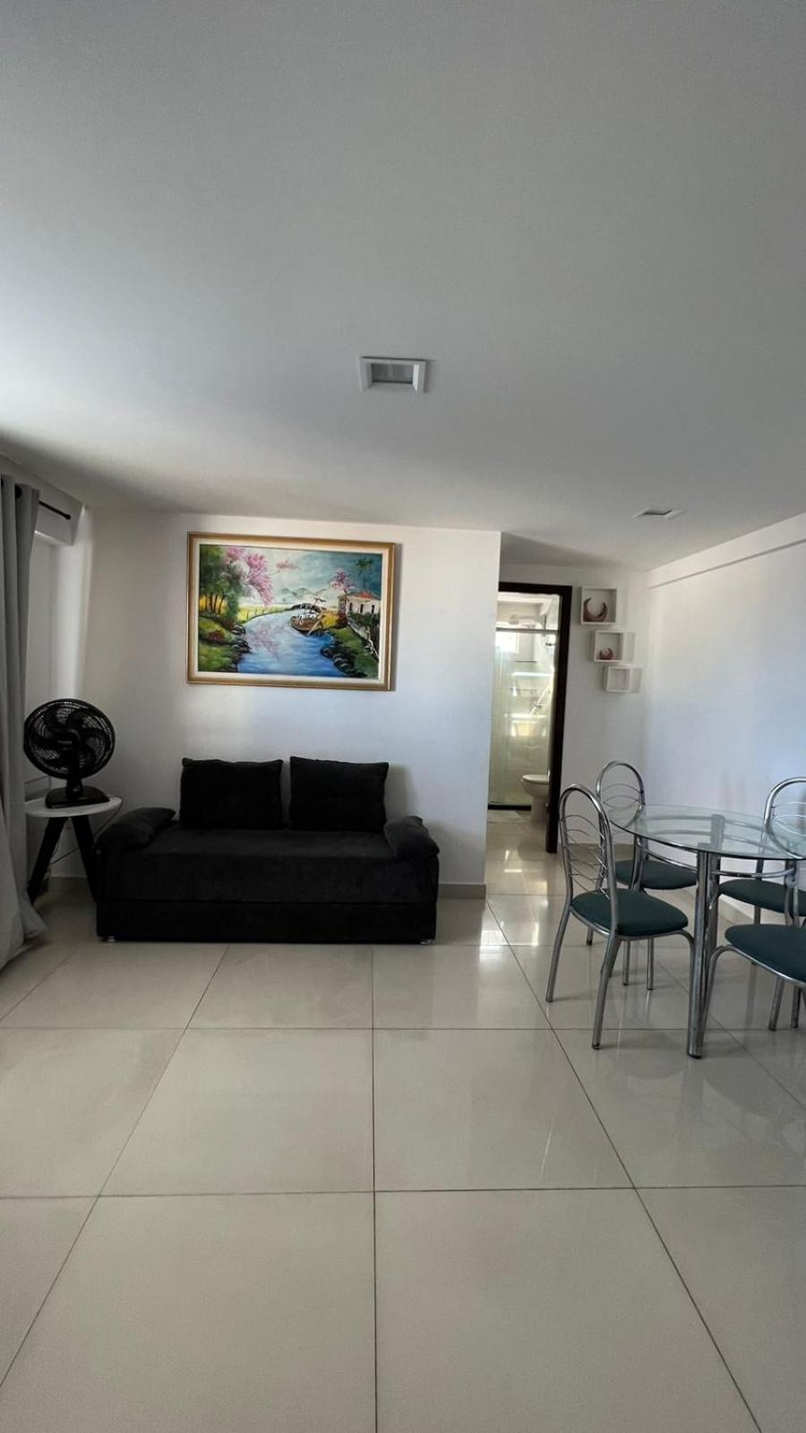 Apartamento com varanda na praia de Tambaú, apt 214