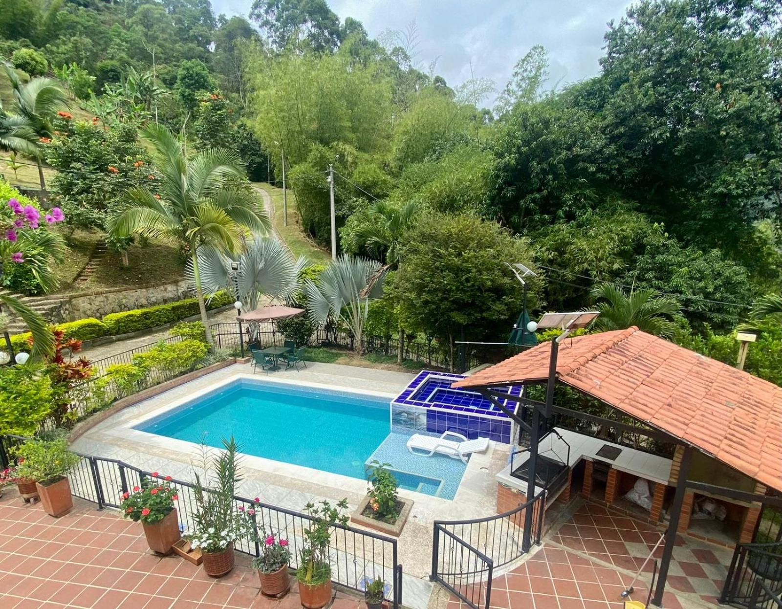 Casa Familiar para Descanso a 1 hora de Bogota