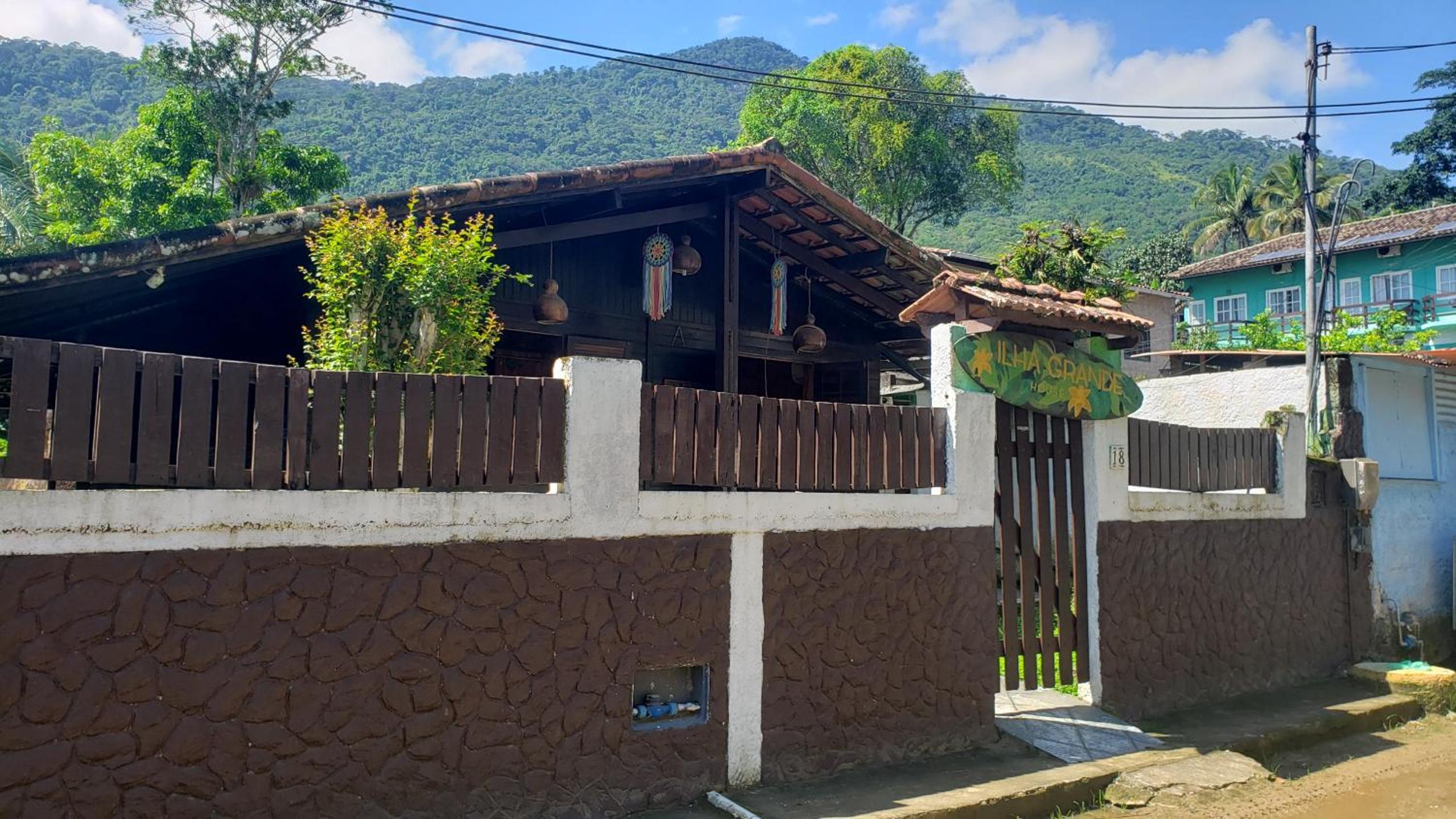 Wood house casa privada view 2