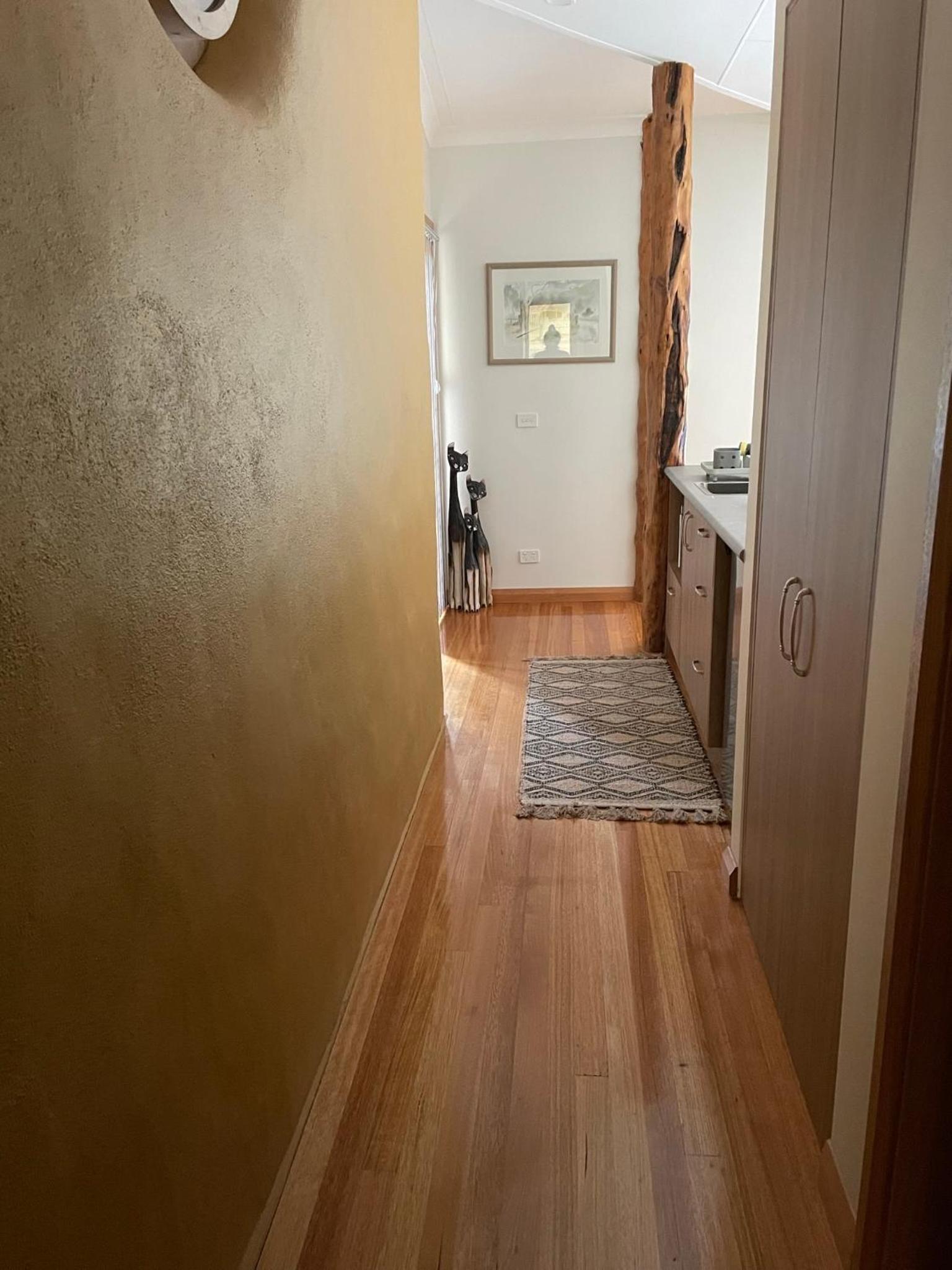 Amaroo with a view set on a 50 Acre Hobby Farm - Property Image 2