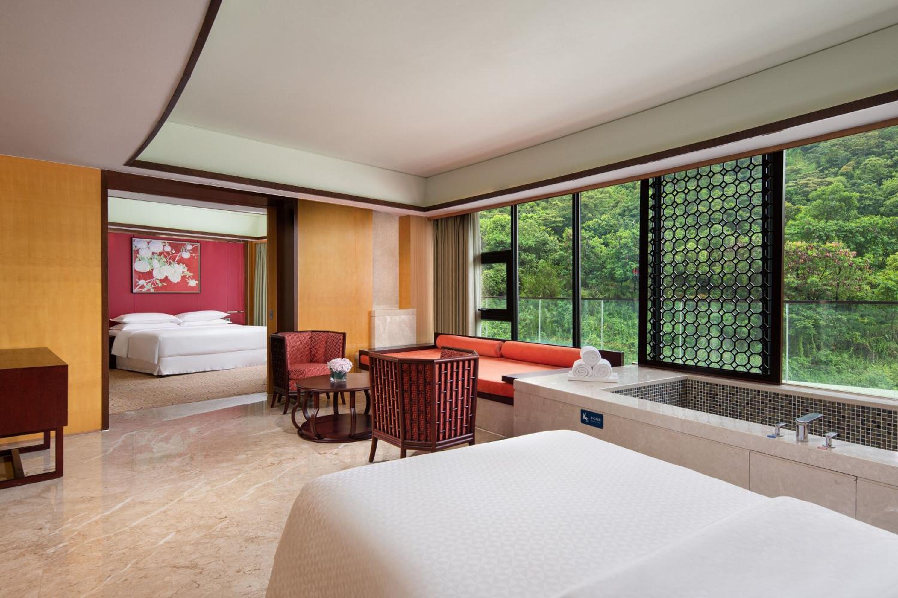 Four Points by Sheraton Heyuan Resort