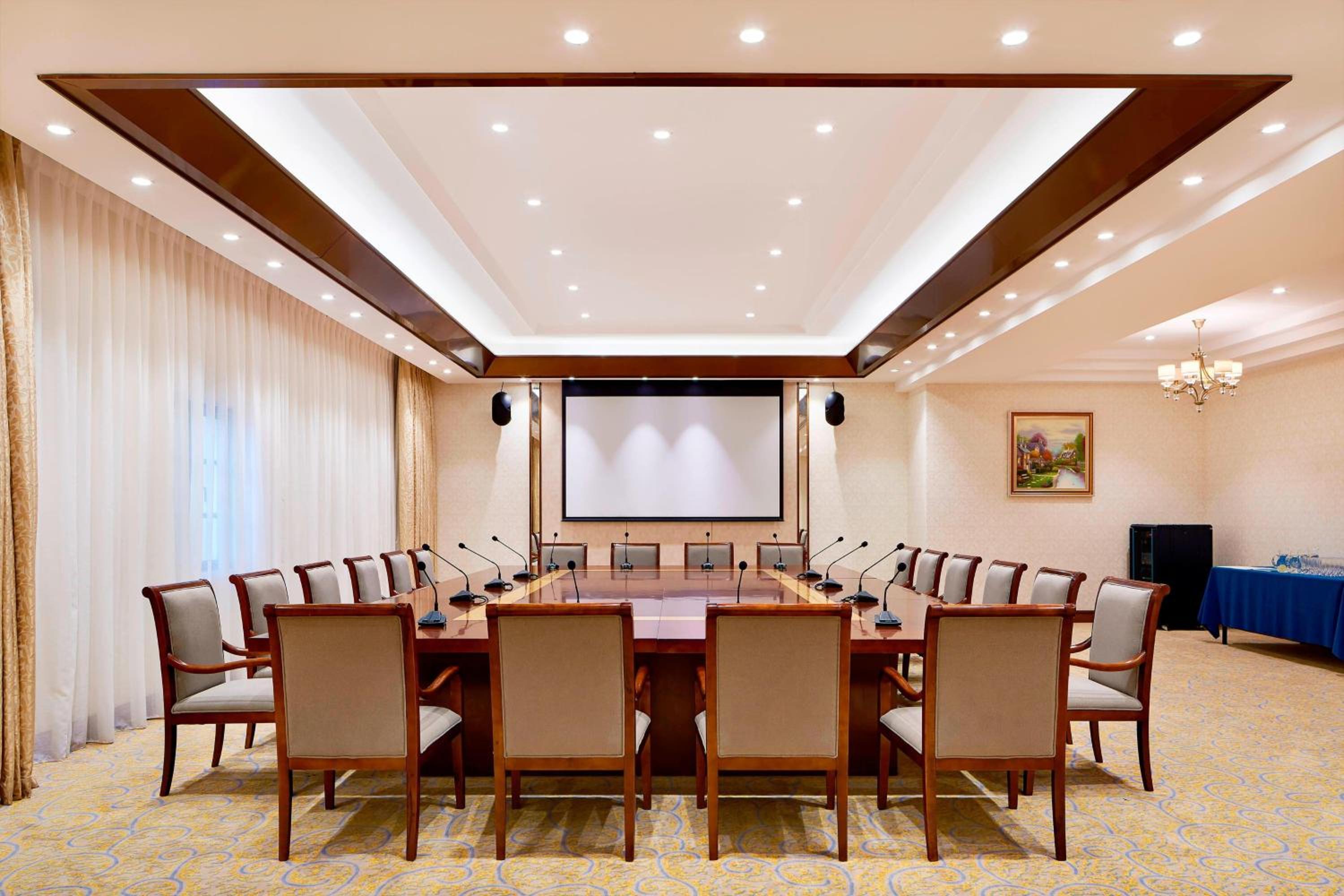 Four Points by Sheraton Heyuan Resort