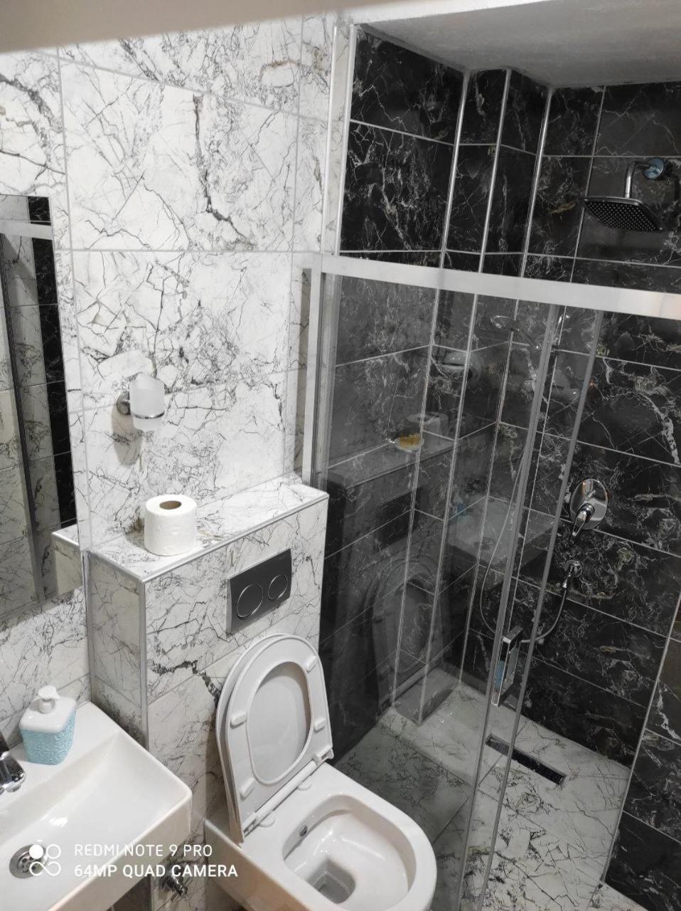 Gökotta Süit - Image 62