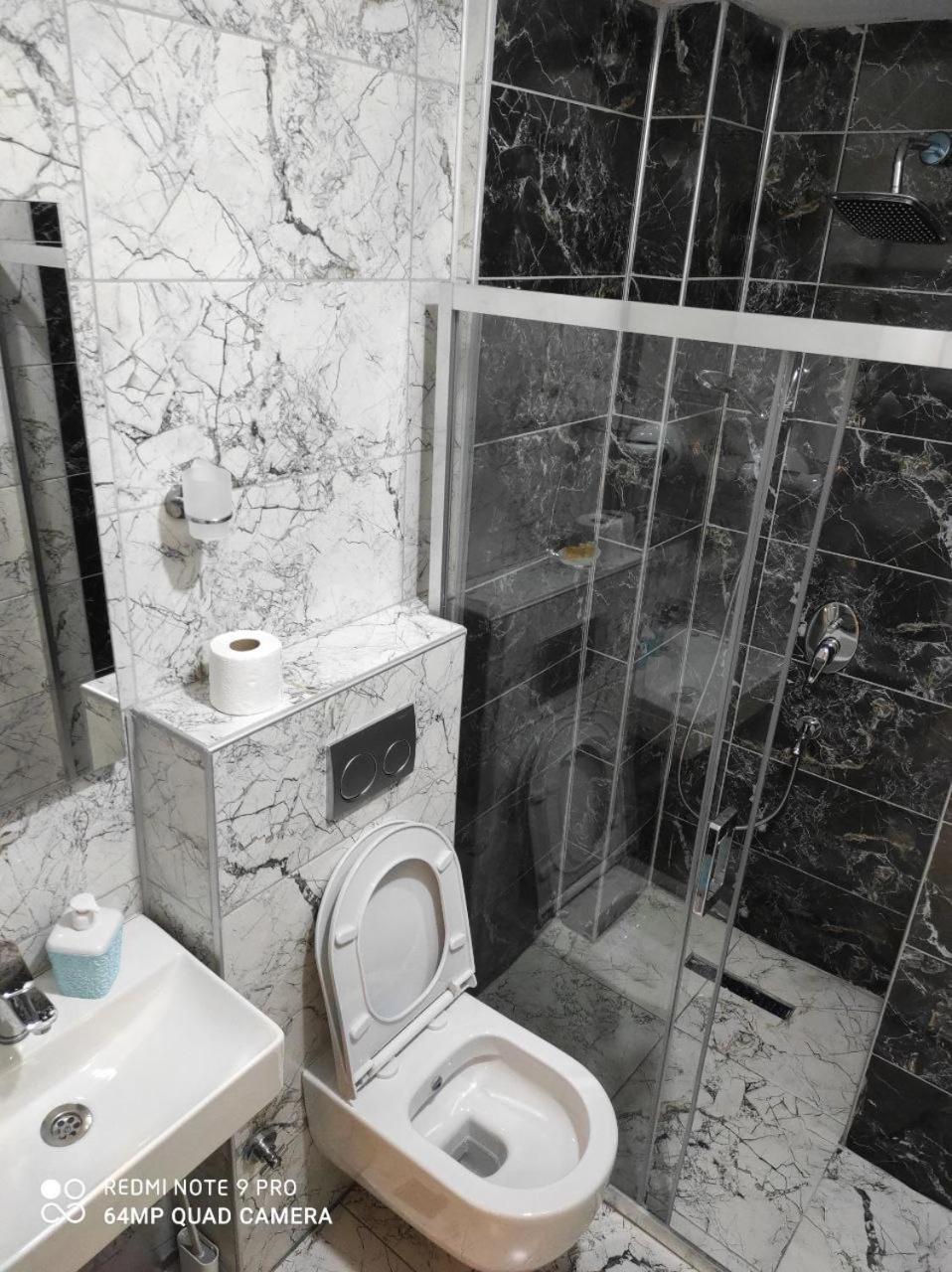 Gökotta Süit - Image 56